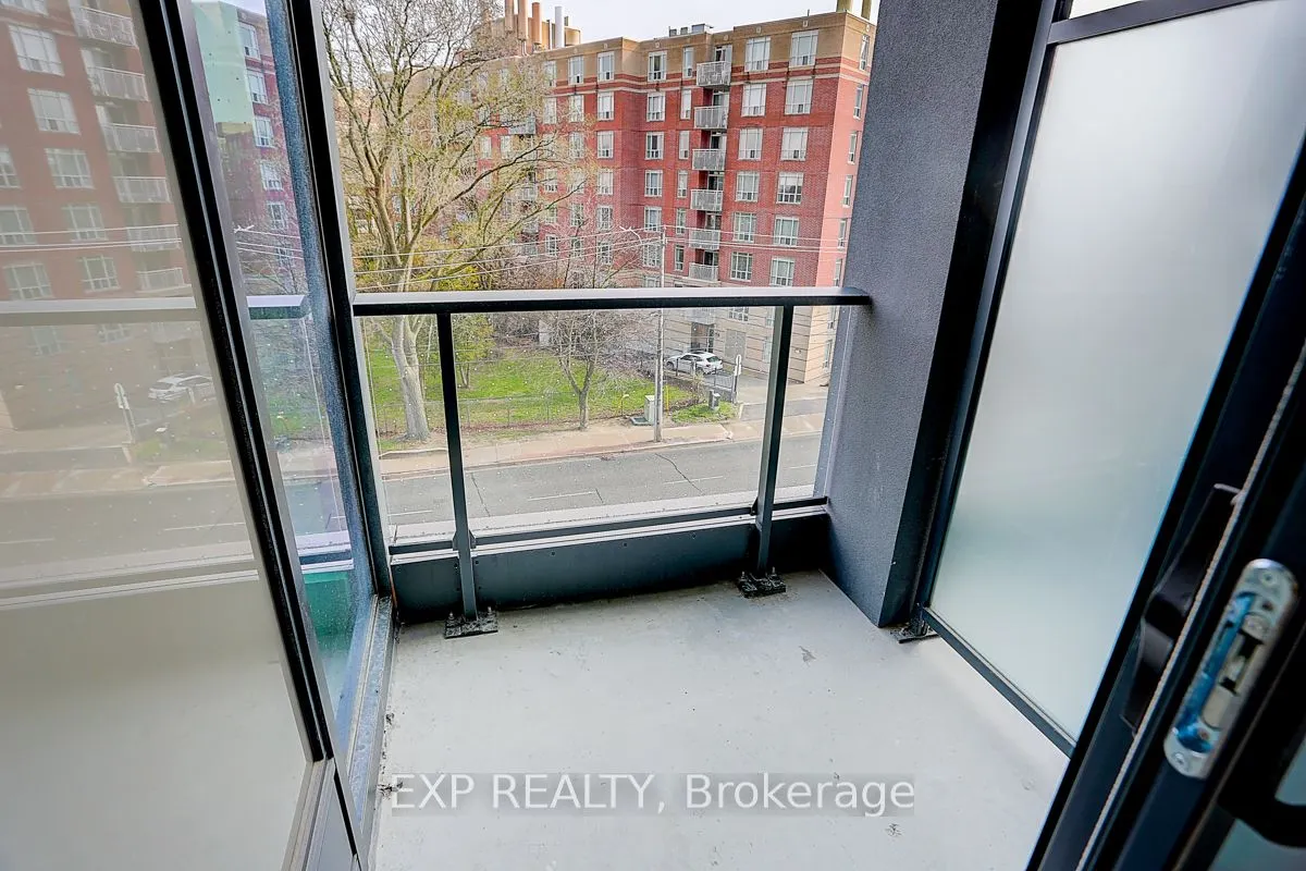 250 Lawrence Avenue W, #413