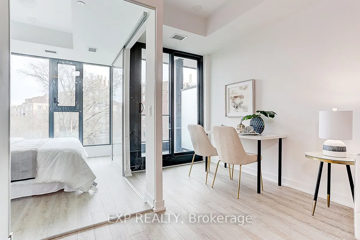 250 Lawrence Avenue W, #413