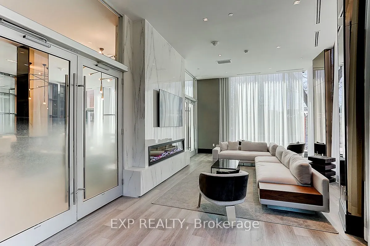 250 Lawrence Avenue W, #413