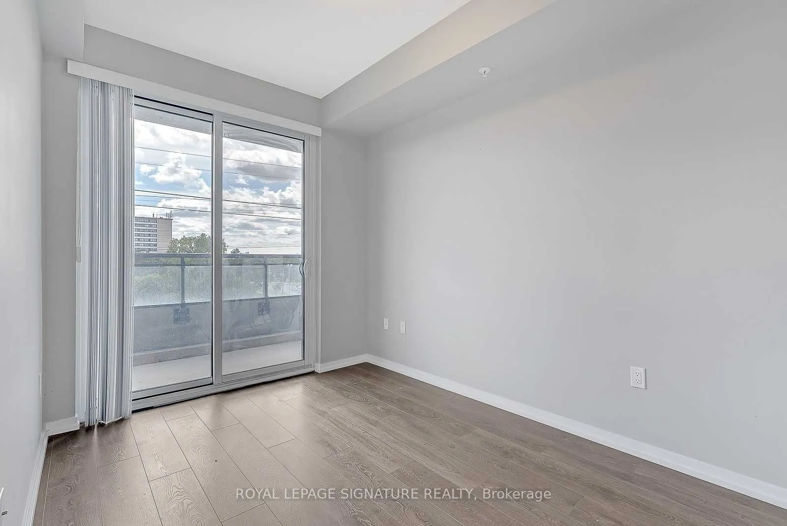 3237 Bayview Avenue N, #311