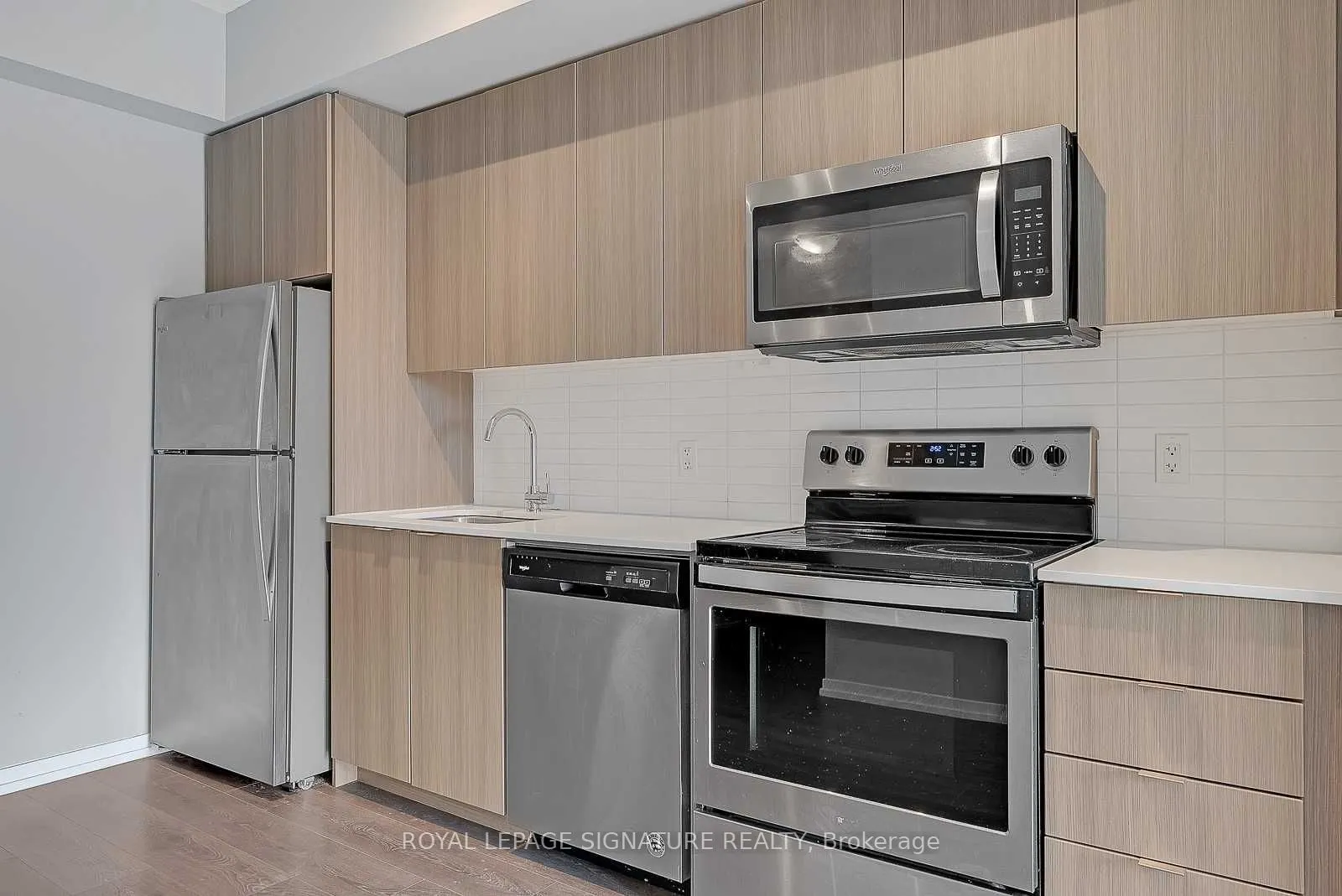 3237 Bayview Avenue N, #311