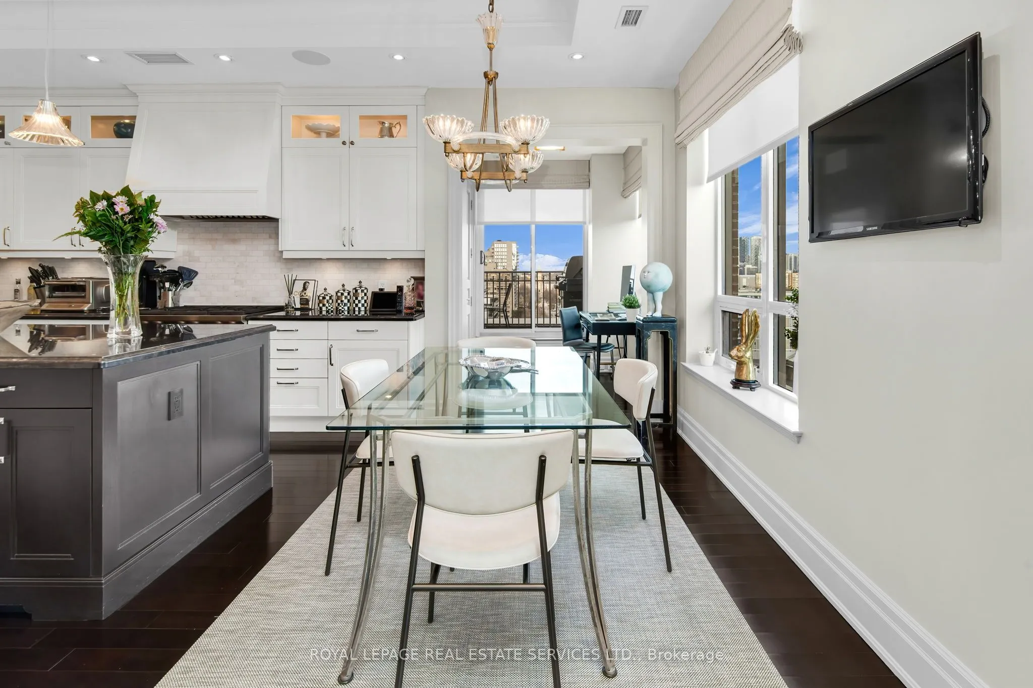 155 St Clair Avenue W, #1701