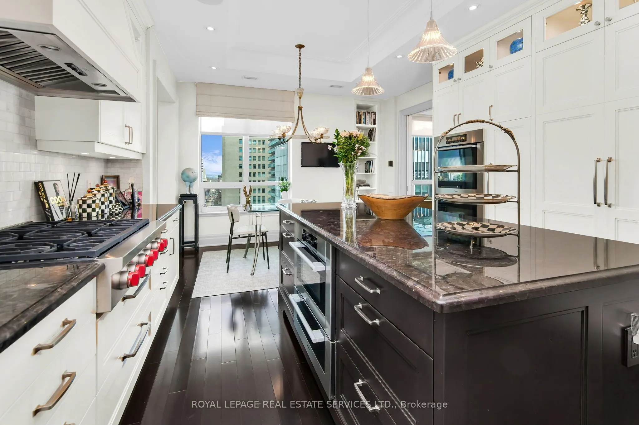 155 St Clair Avenue W, #1701