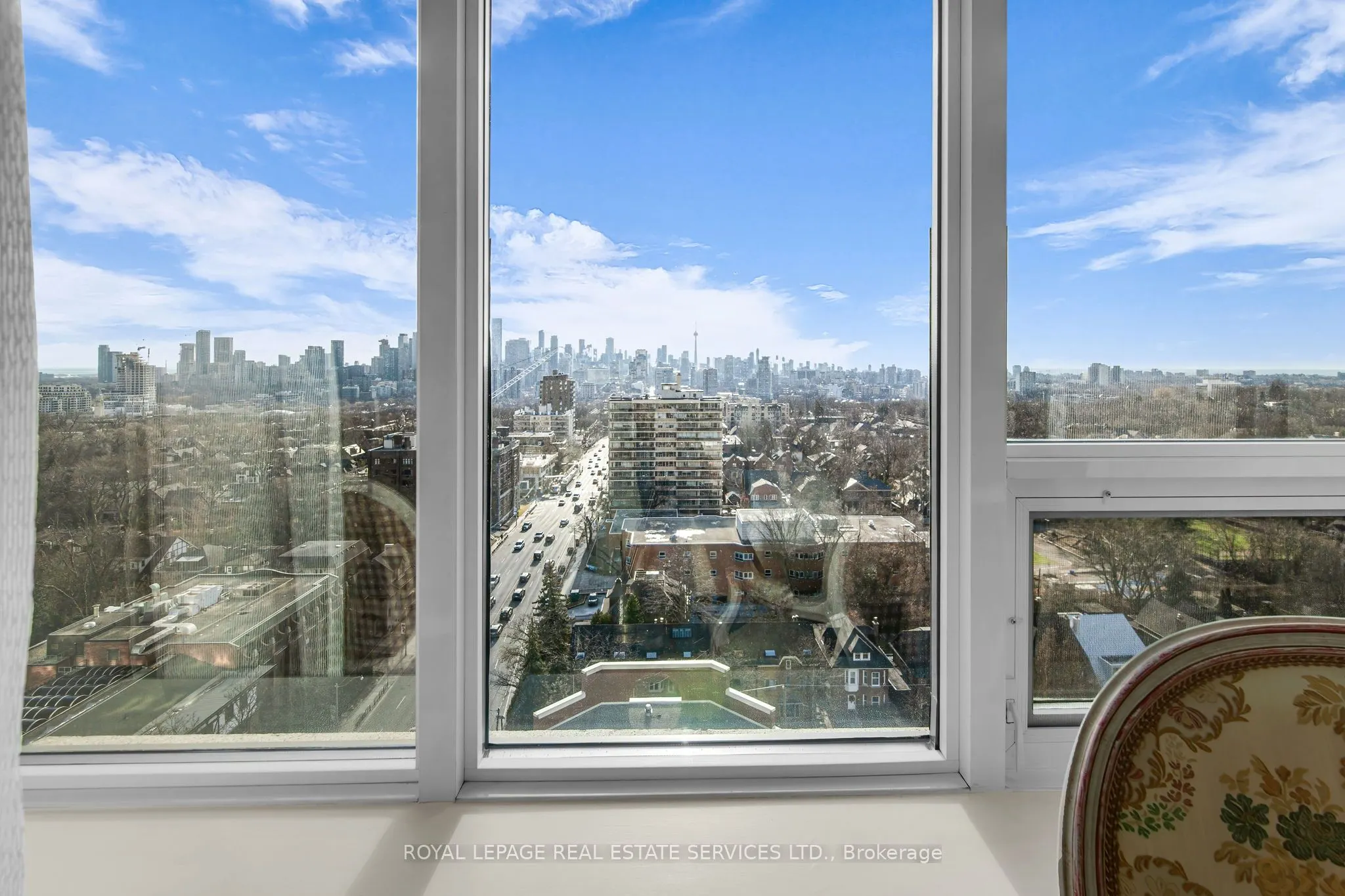 155 St Clair Avenue W, #1701