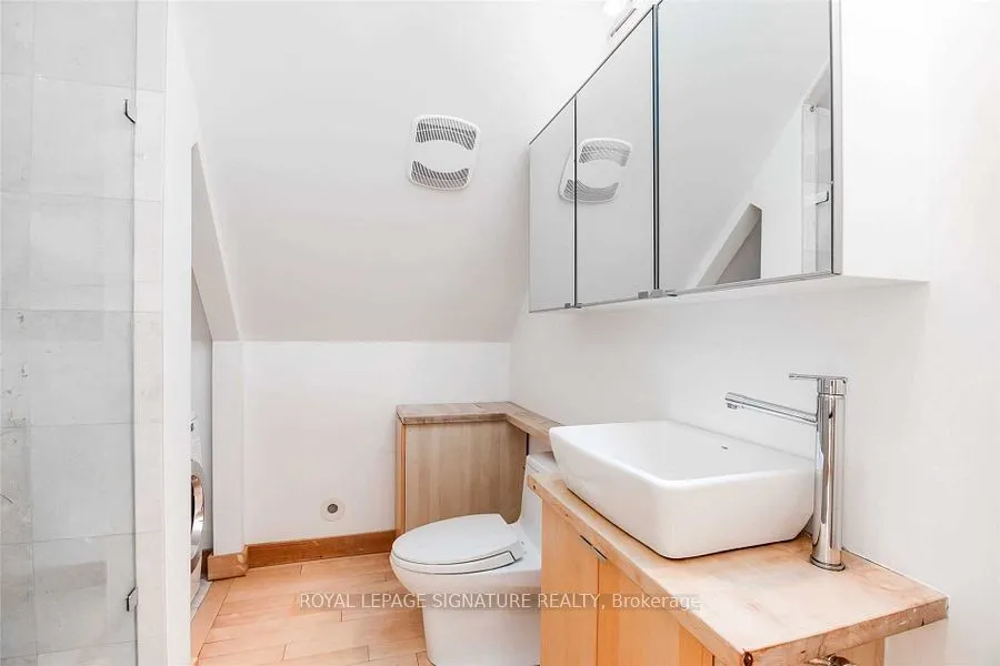 81 Whitehall Road, #Upper