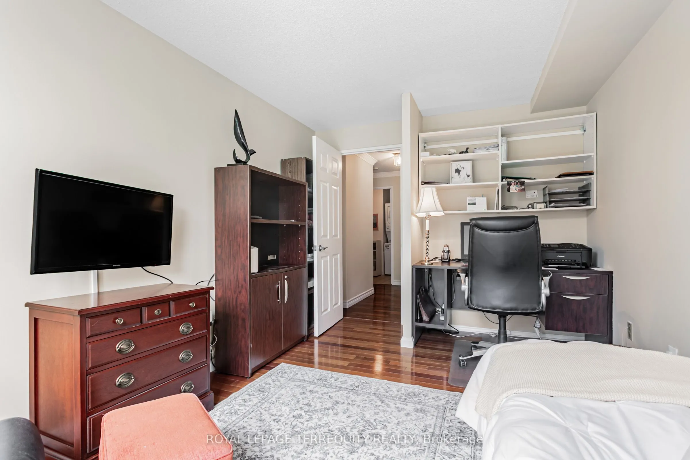 225 Davenport Road, #605