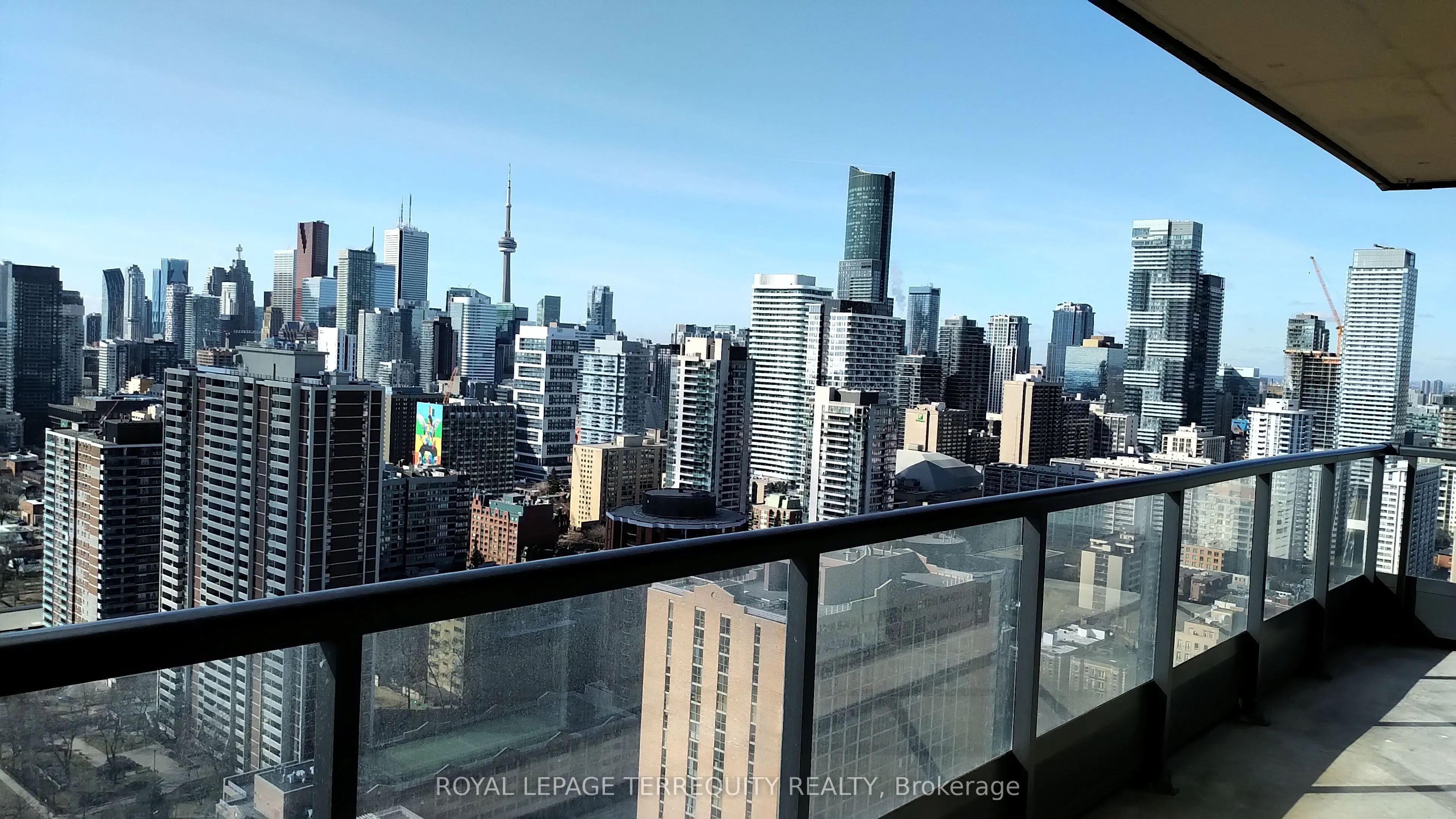159 Wellesley Street E, #2908