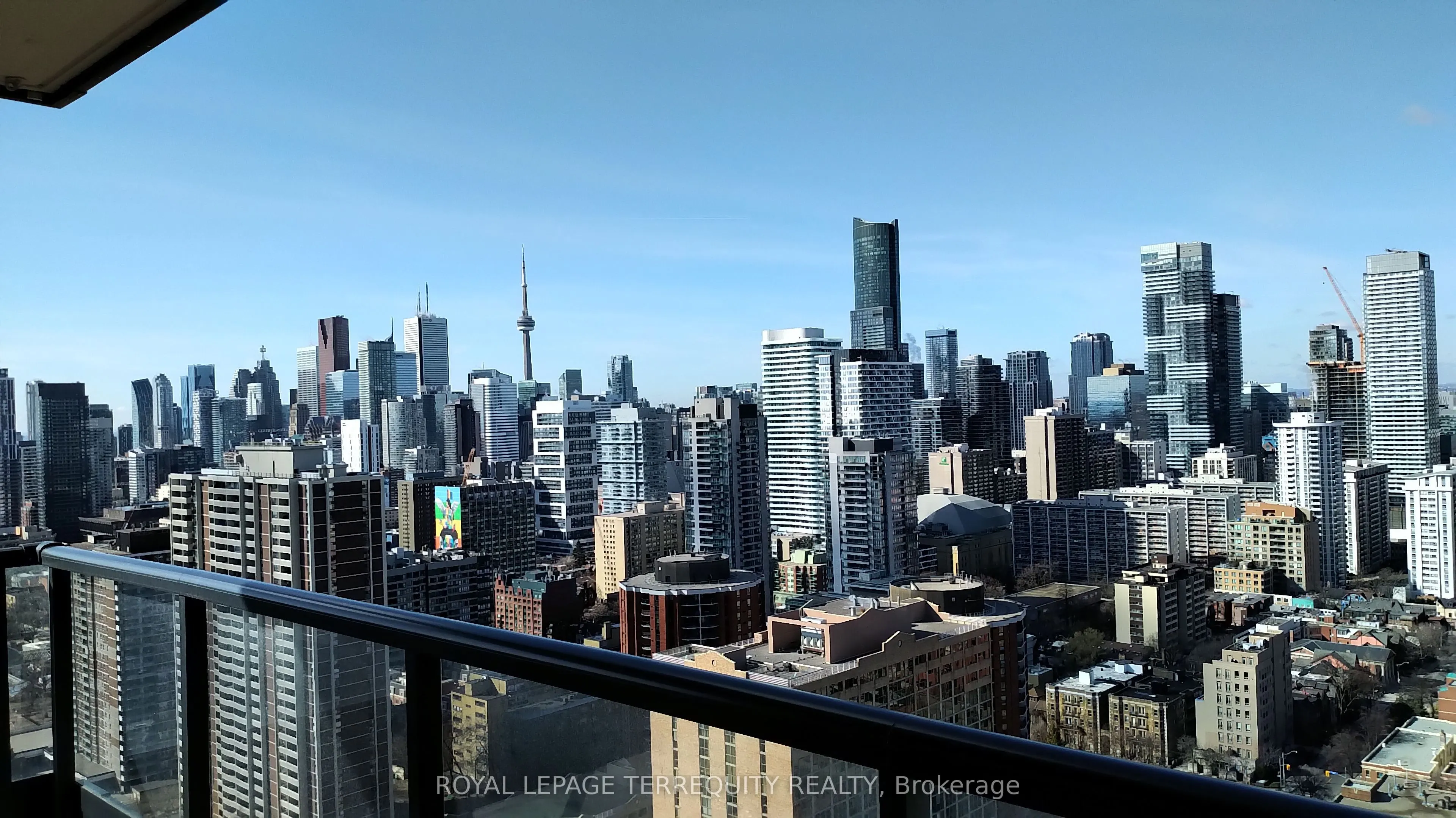 159 Wellesley Street E, #2908