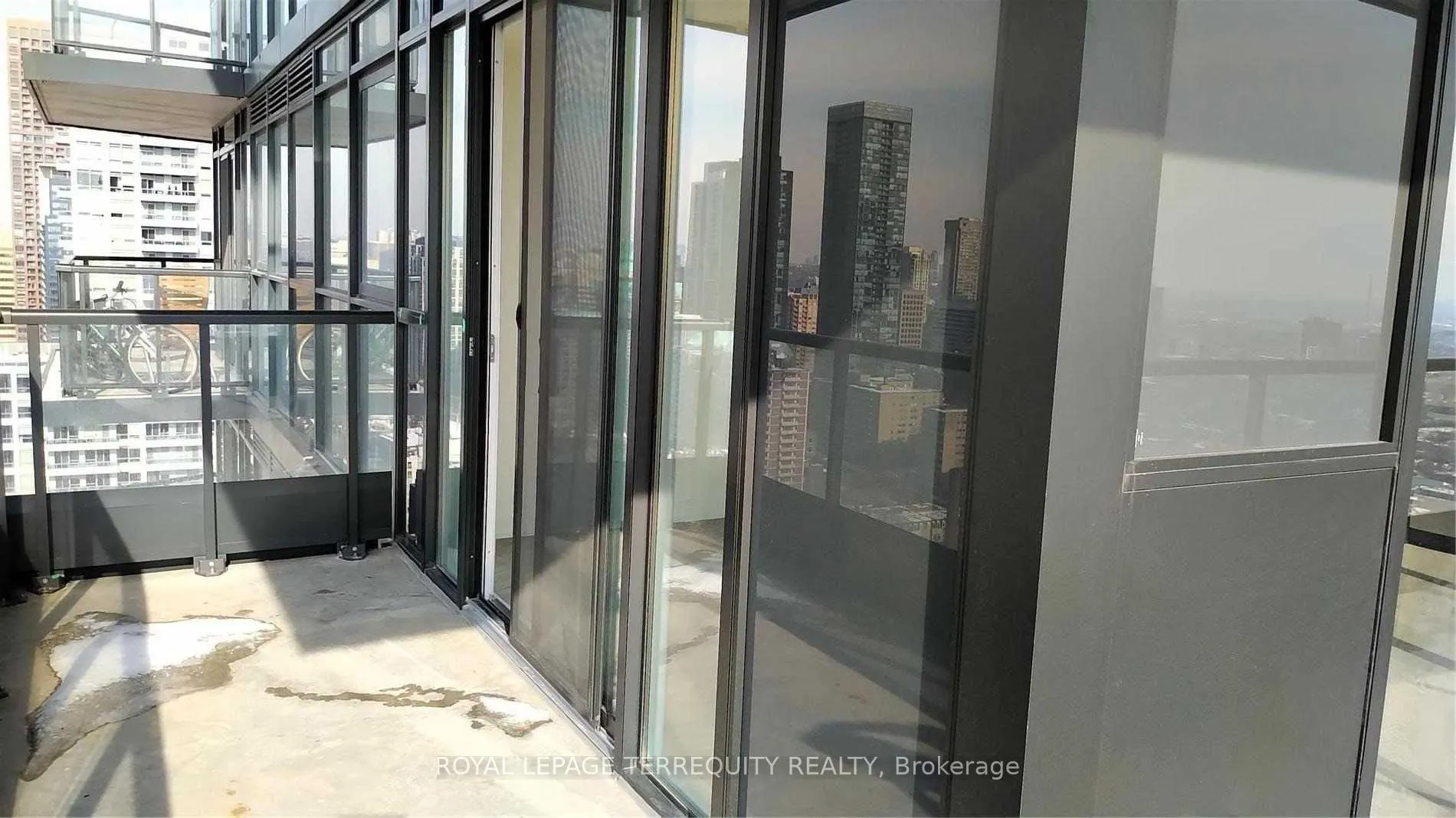 159 Wellesley Street E, #2908