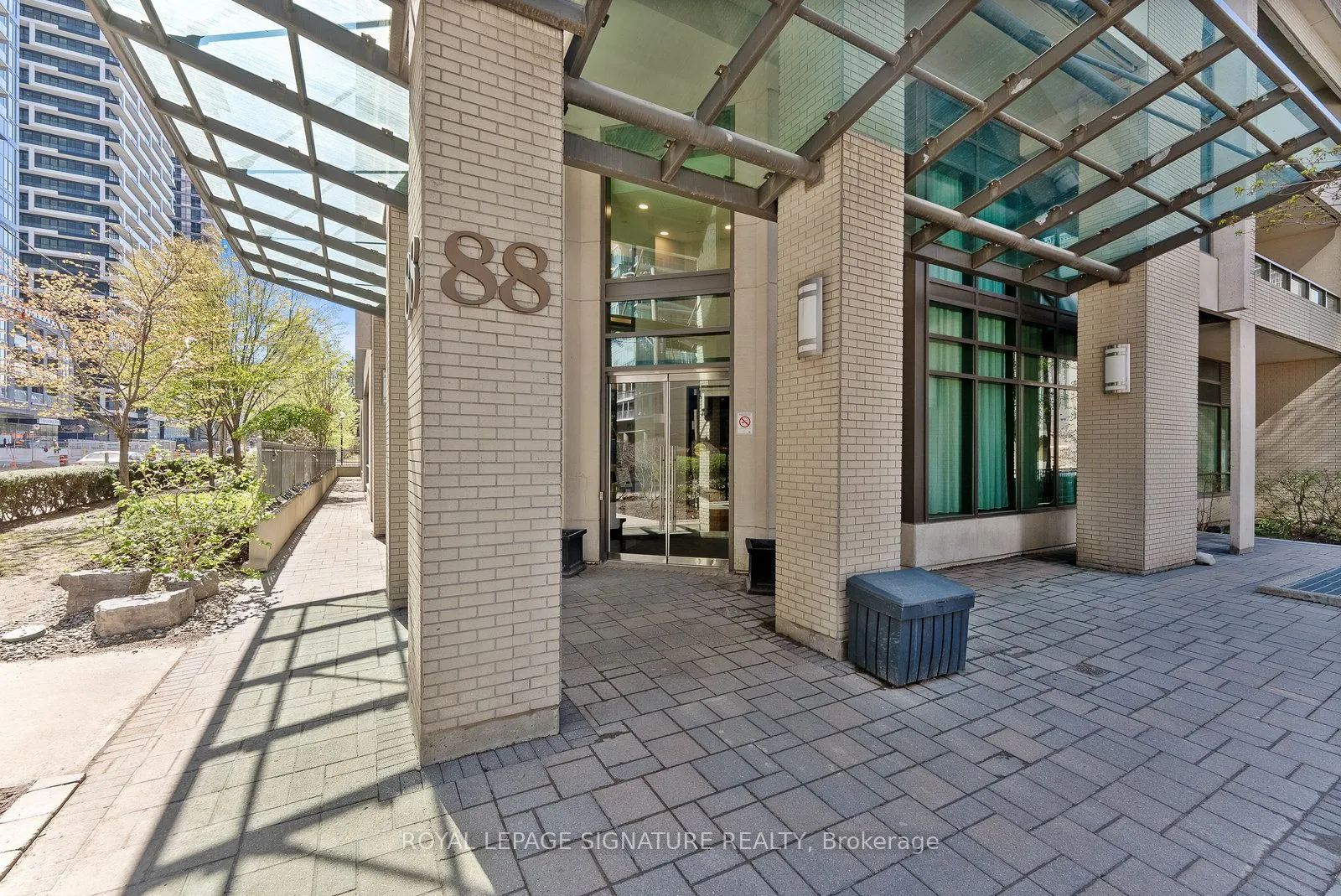 88 Broadway Avenue, #213