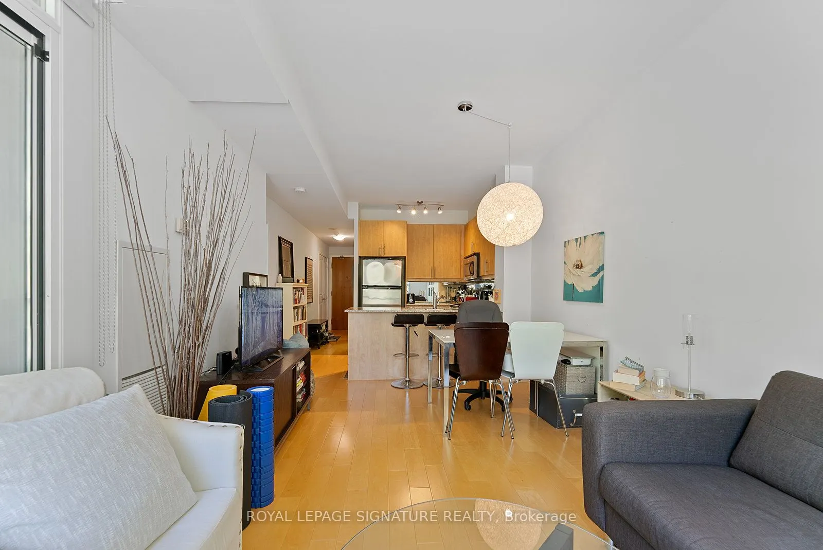 88 Broadway Avenue, #213