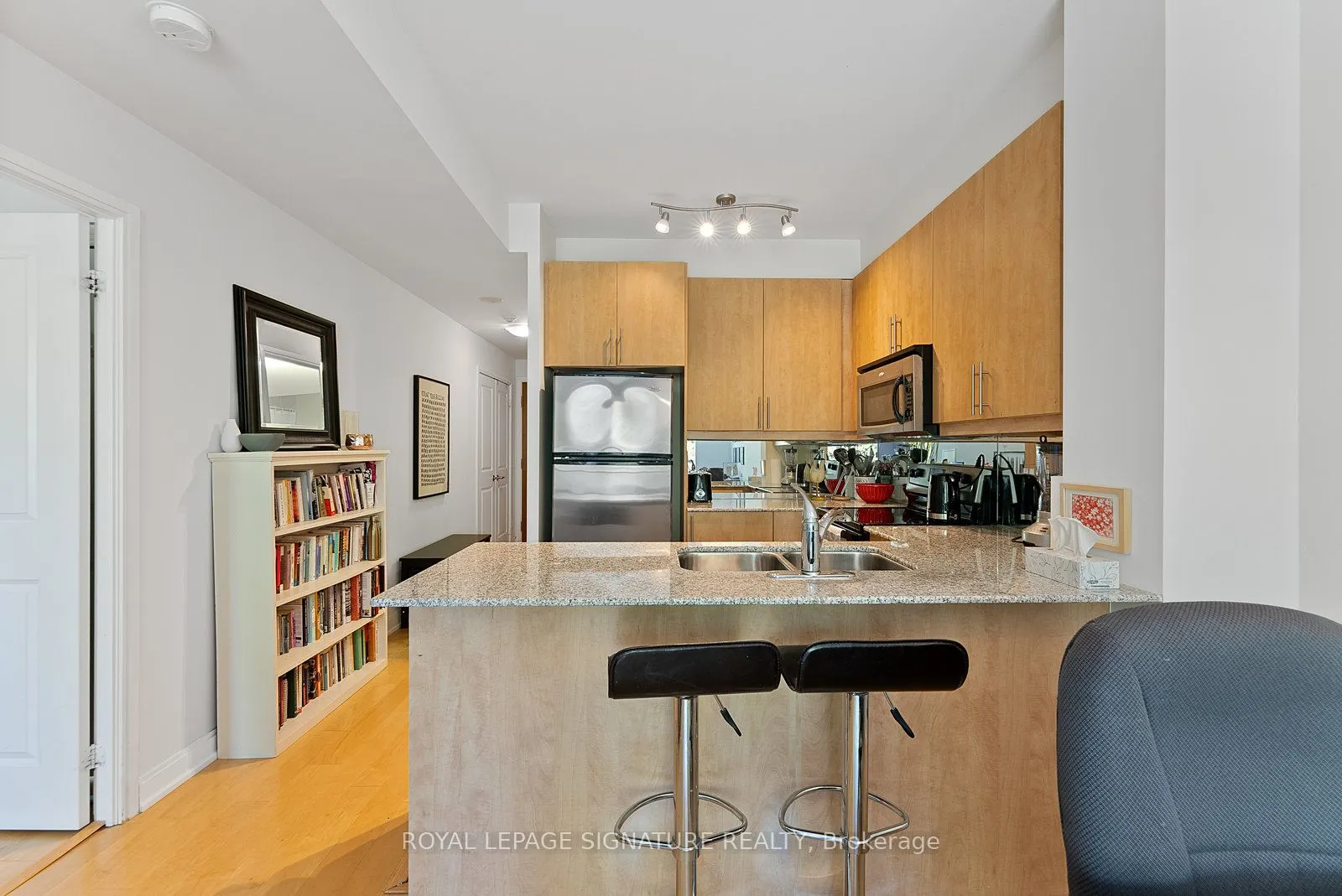 88 Broadway Avenue, #213