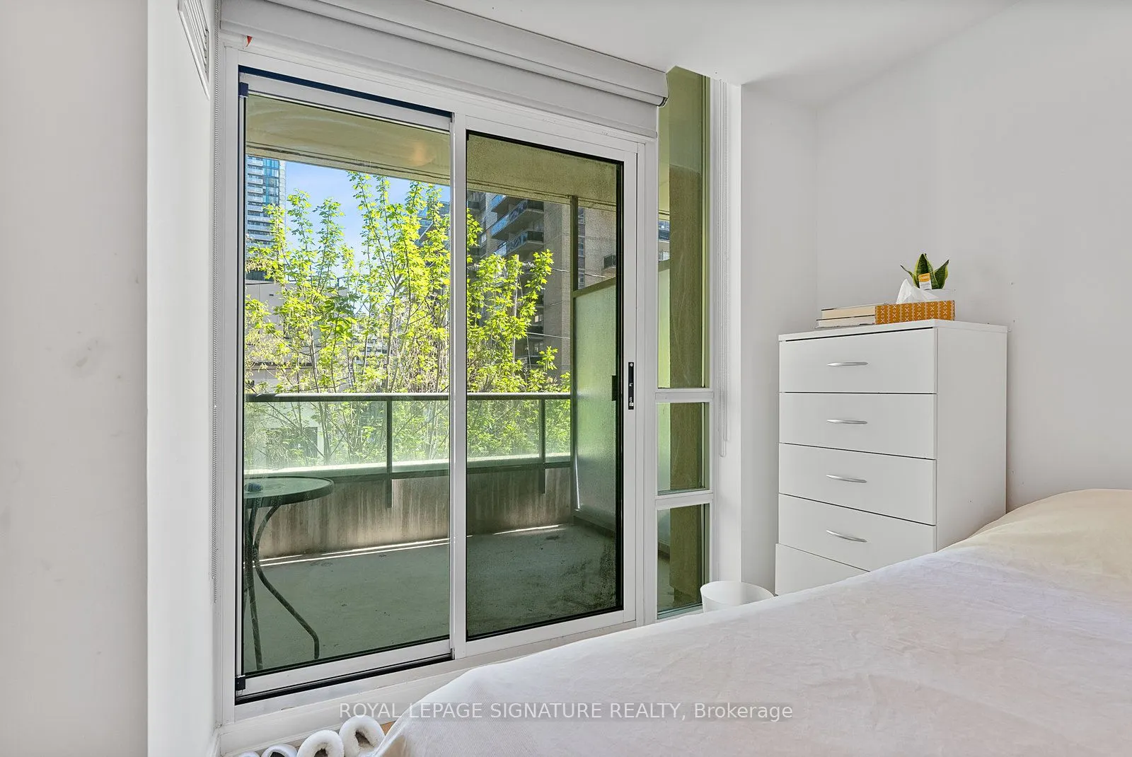88 Broadway Avenue, #213