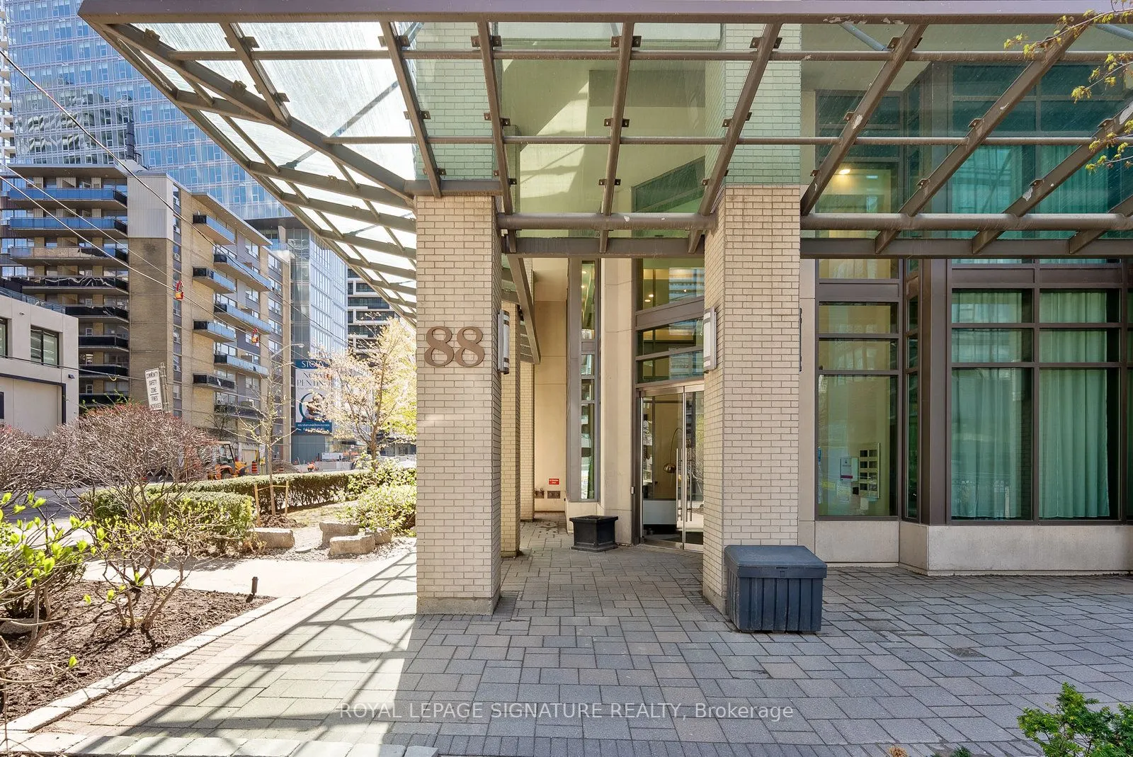 88 Broadway Avenue, #213