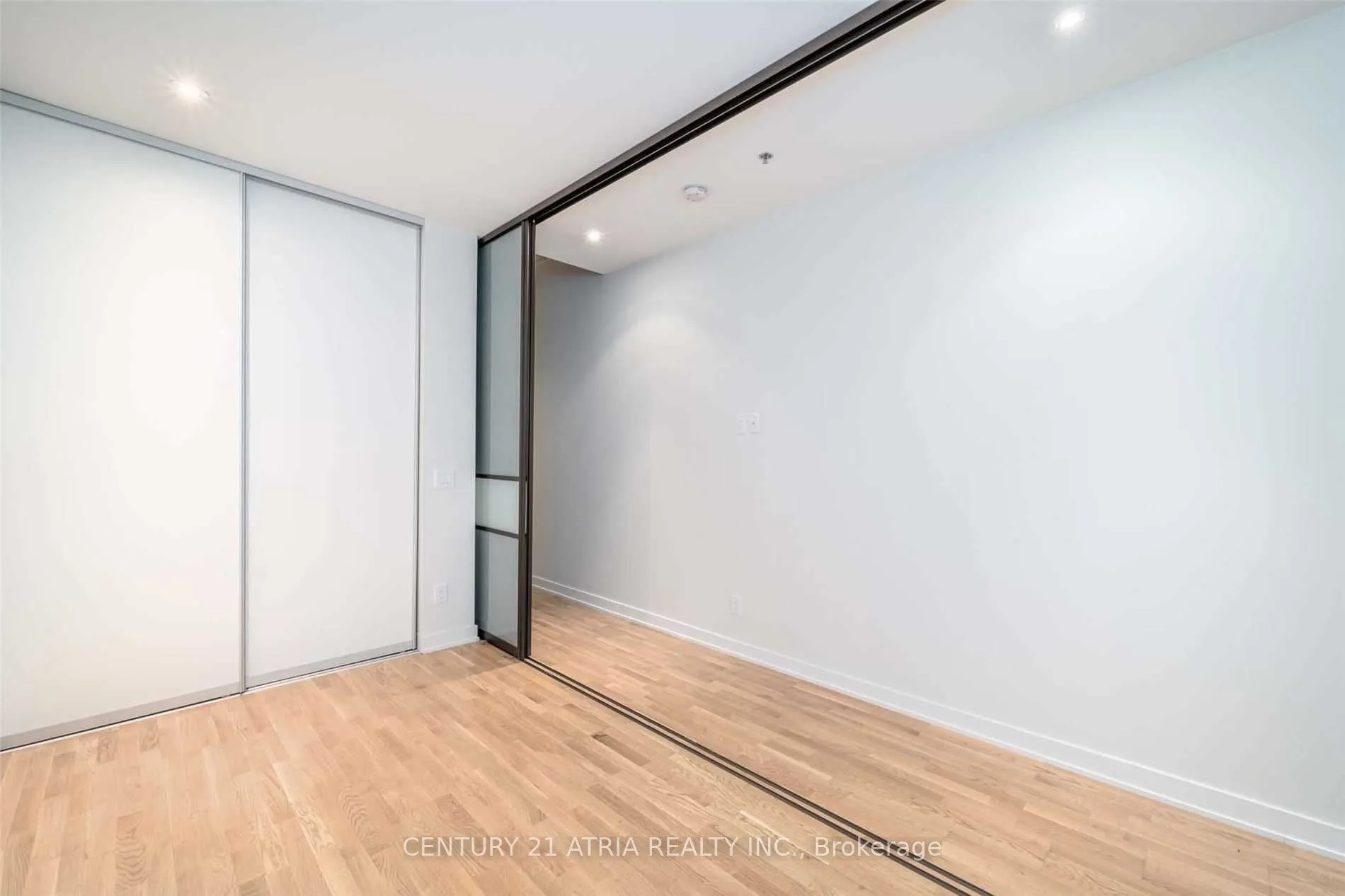 8 Dovercourt Road, #208