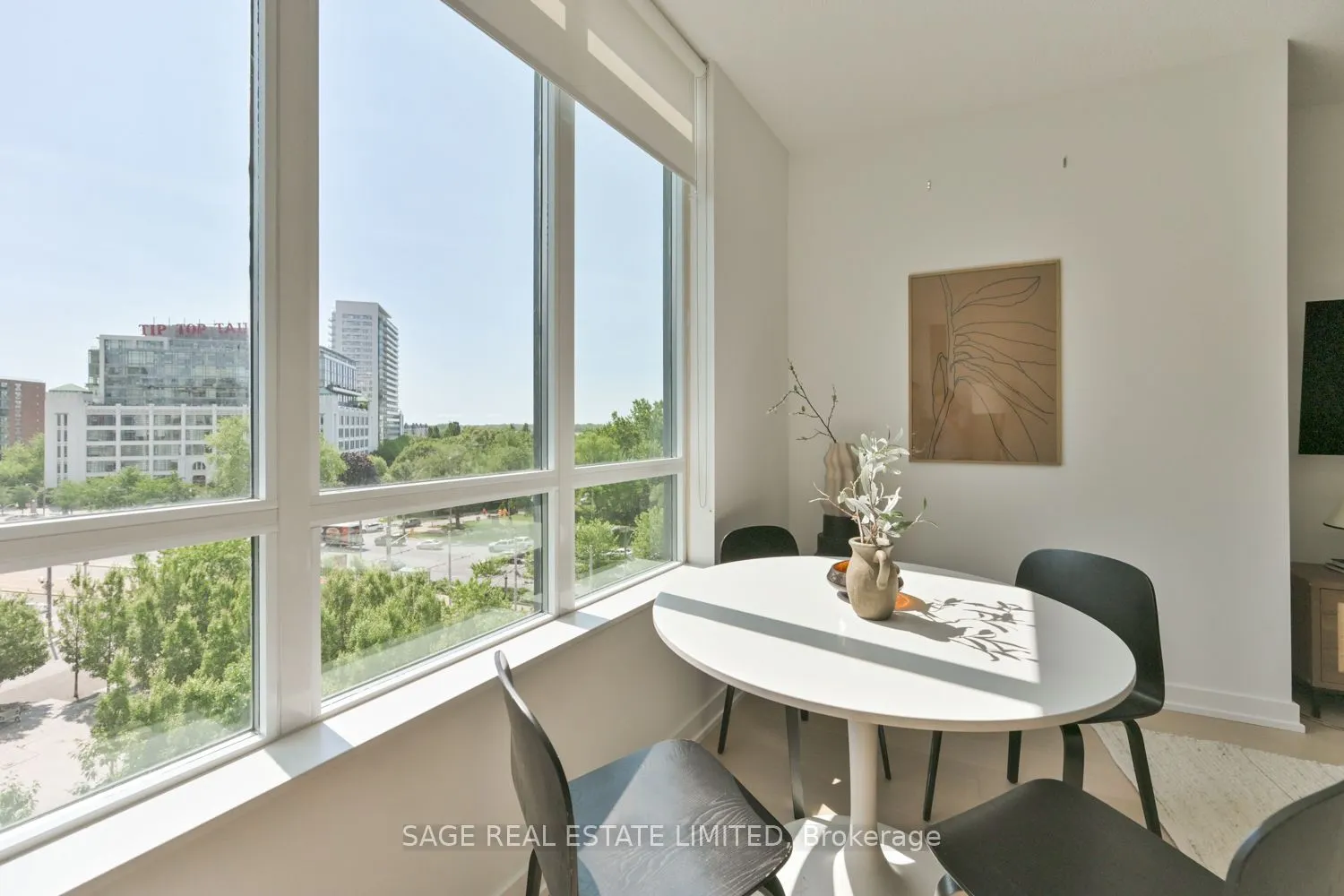 215 Fort York Boulevard, #702