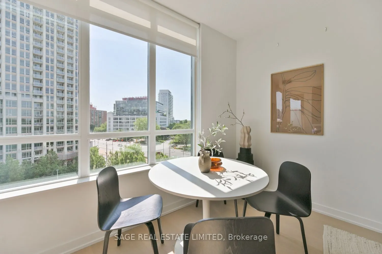 215 Fort York Boulevard, #702