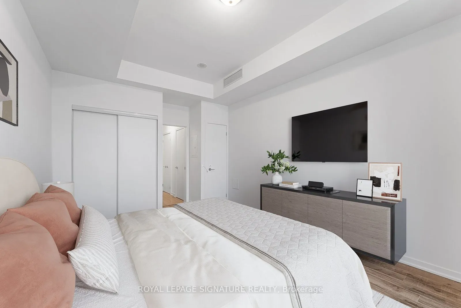 59 East Liberty Street, #2302