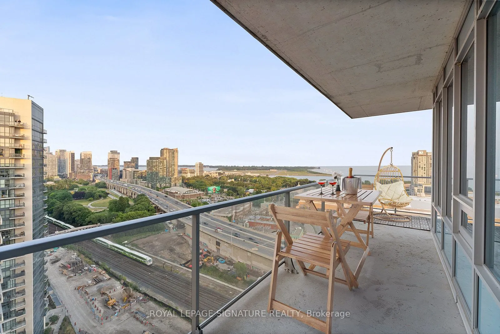 59 East Liberty Street, #2302