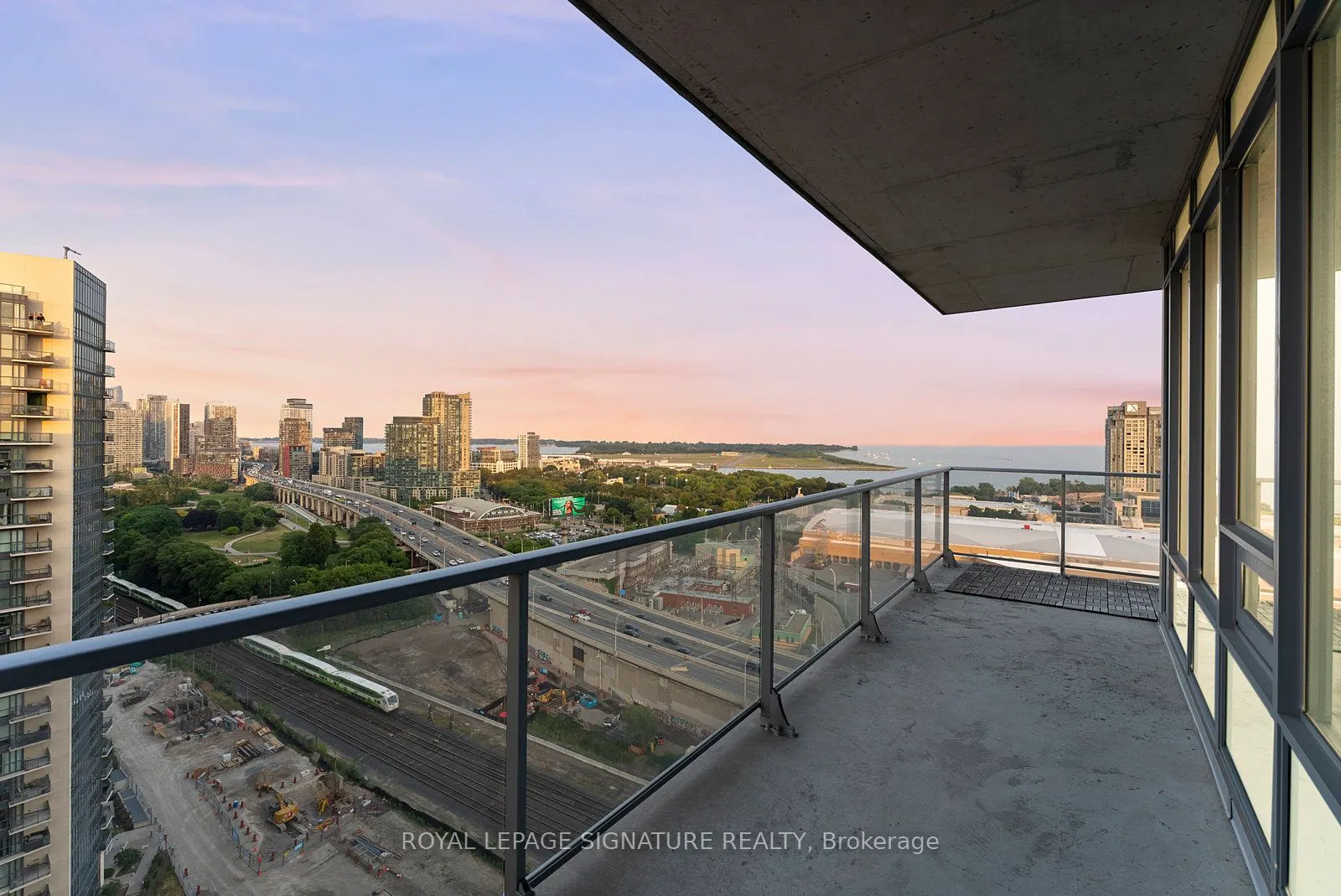59 East Liberty Street, #2302
