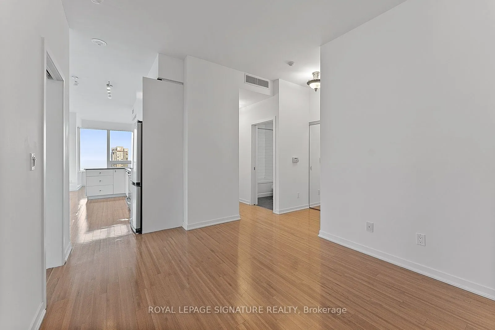 59 East Liberty Street, #2302