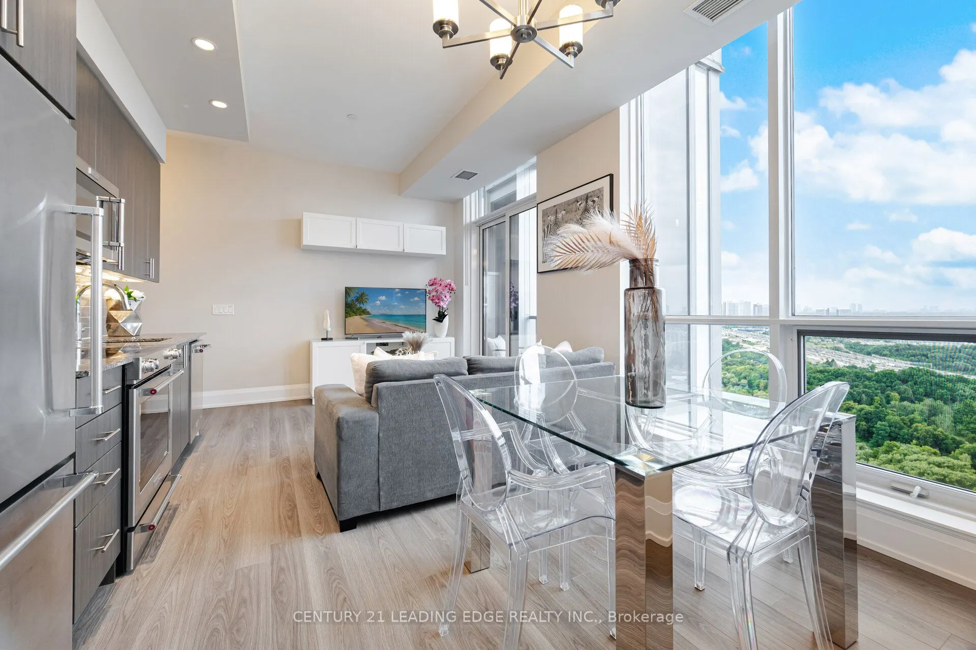18 Graydon Hall Drive, #PH05