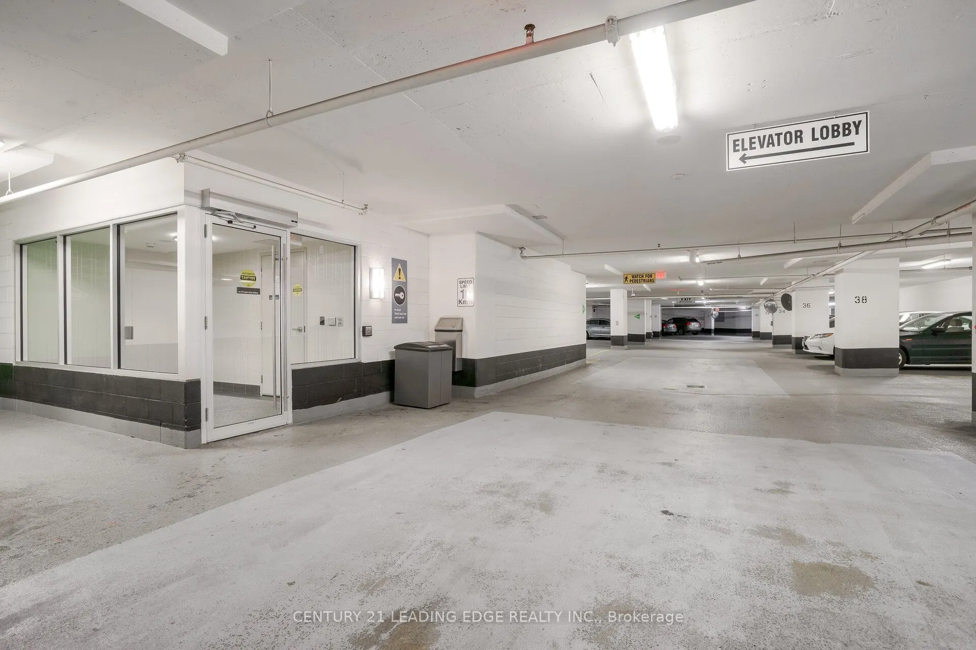 18 Graydon Hall Drive, #PH05