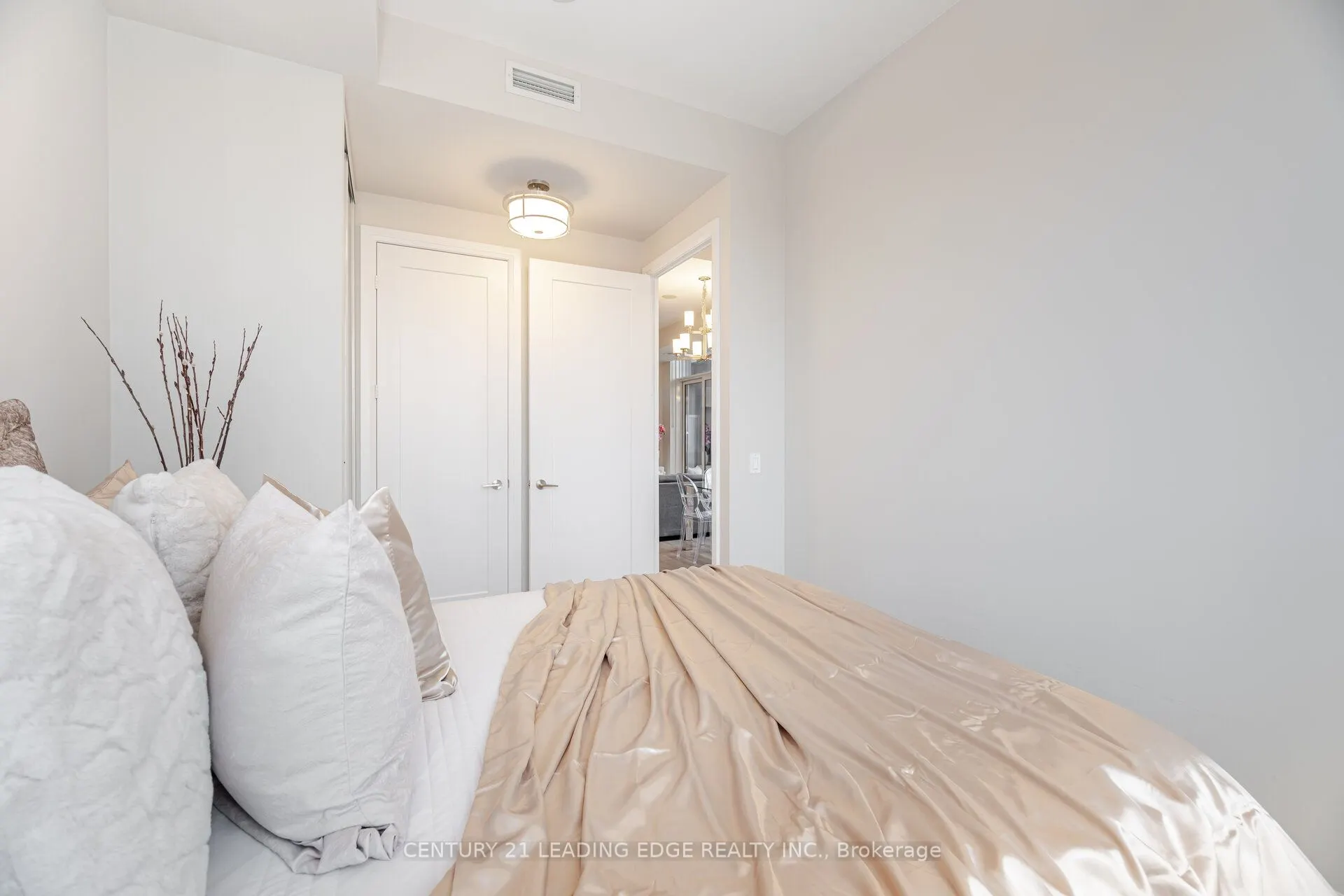 18 Graydon Hall Drive, #PH05