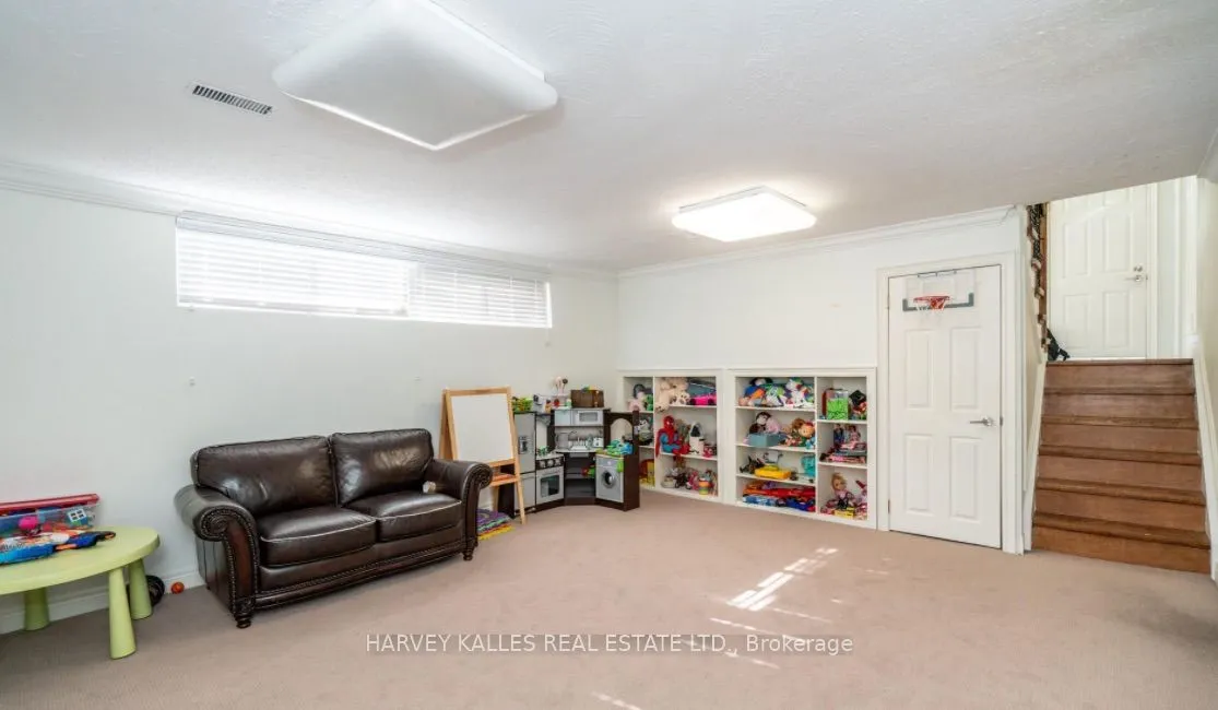 140 Wedgewood Drive