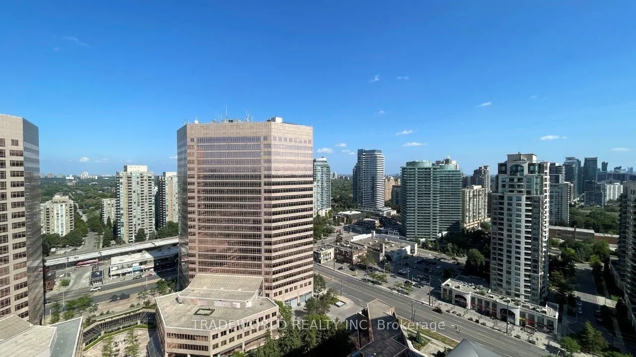 25 Greenview Avenue, #2526