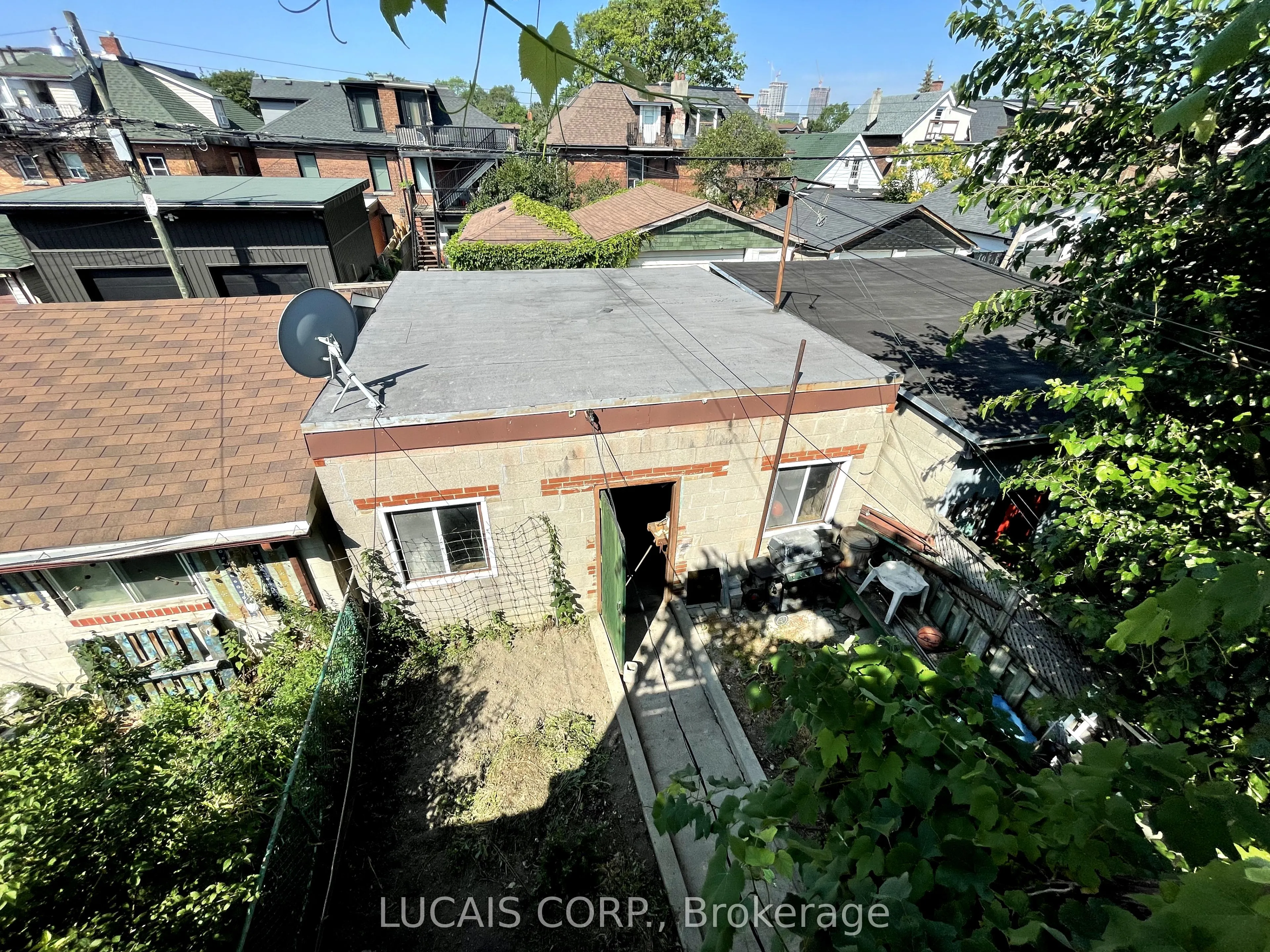 196 Beatrice Street