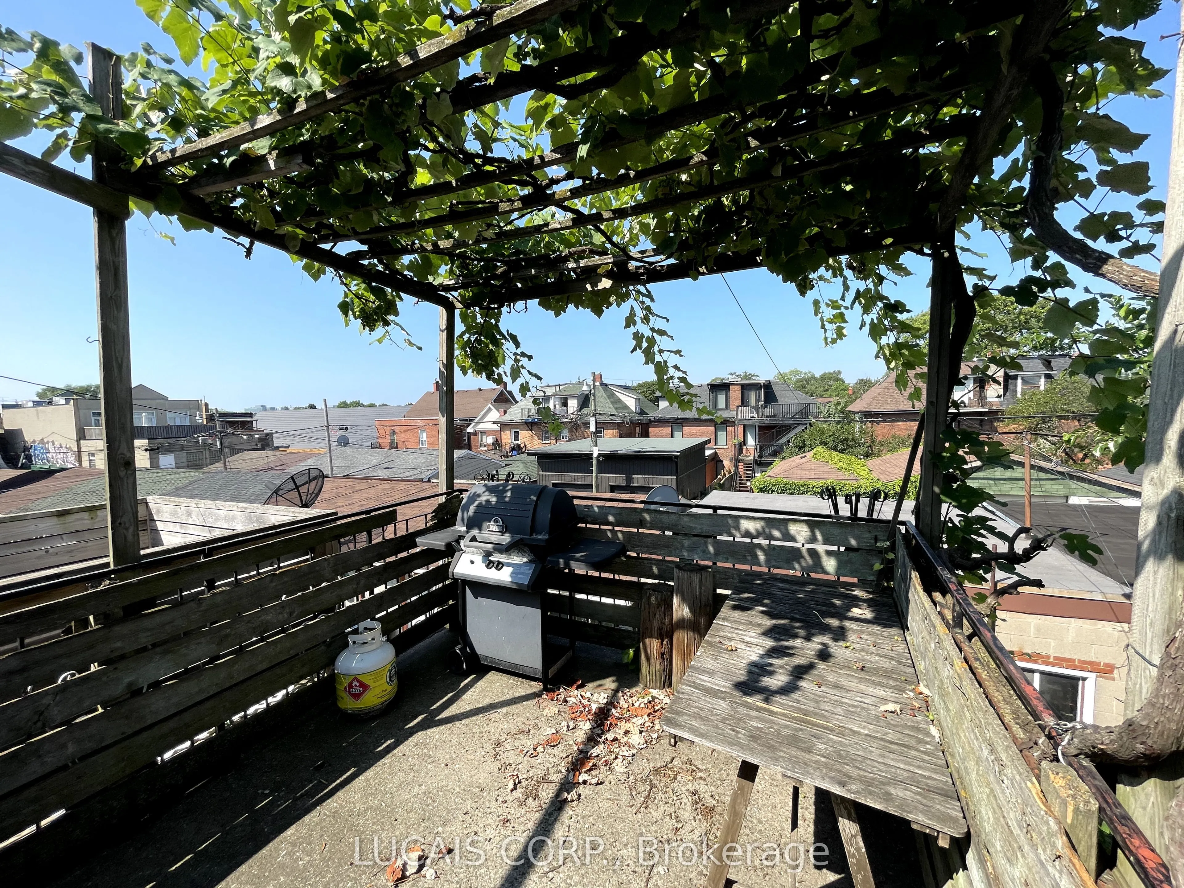 196 Beatrice Street