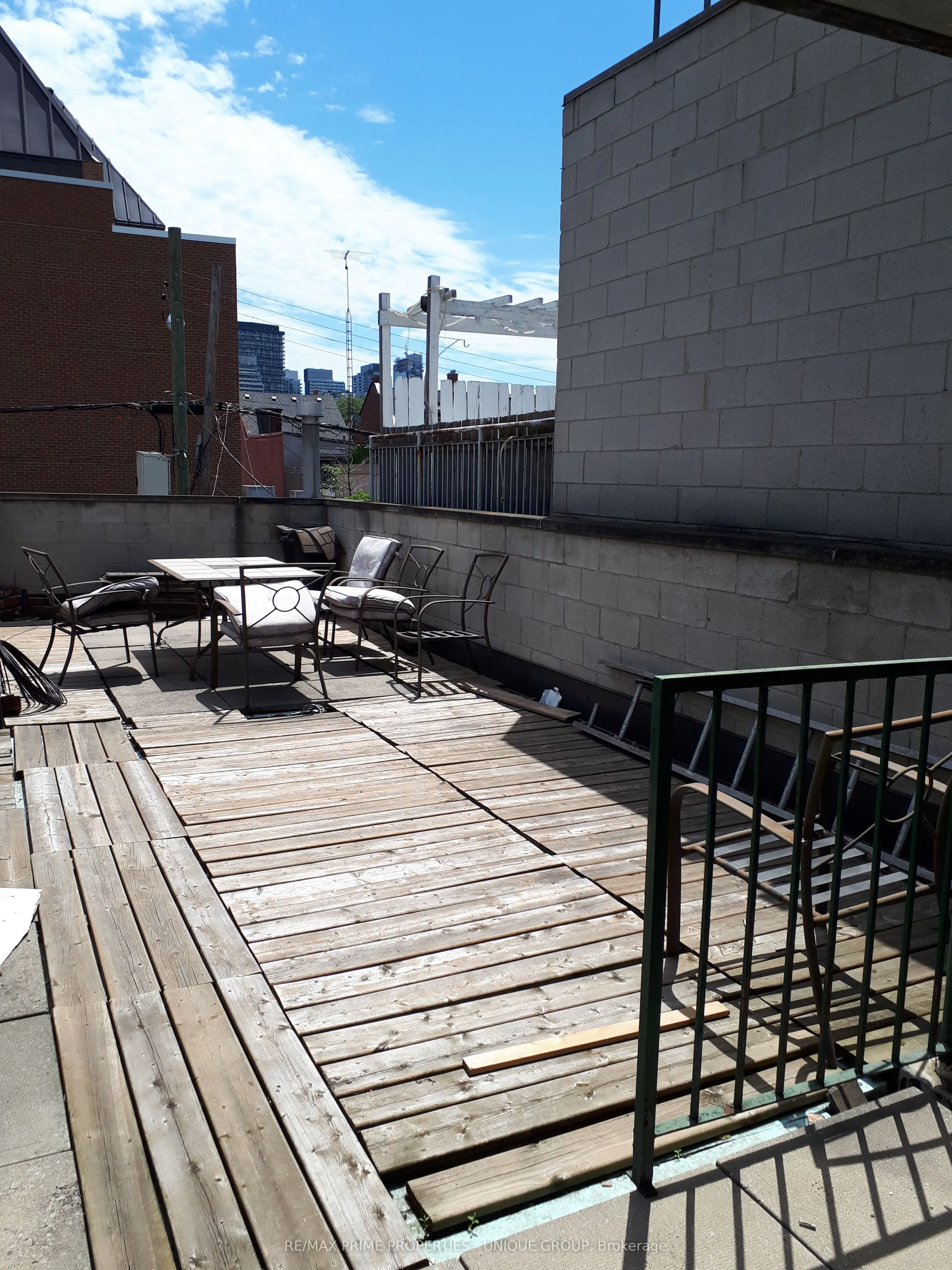 39 Baldwin Street, #Second Floor