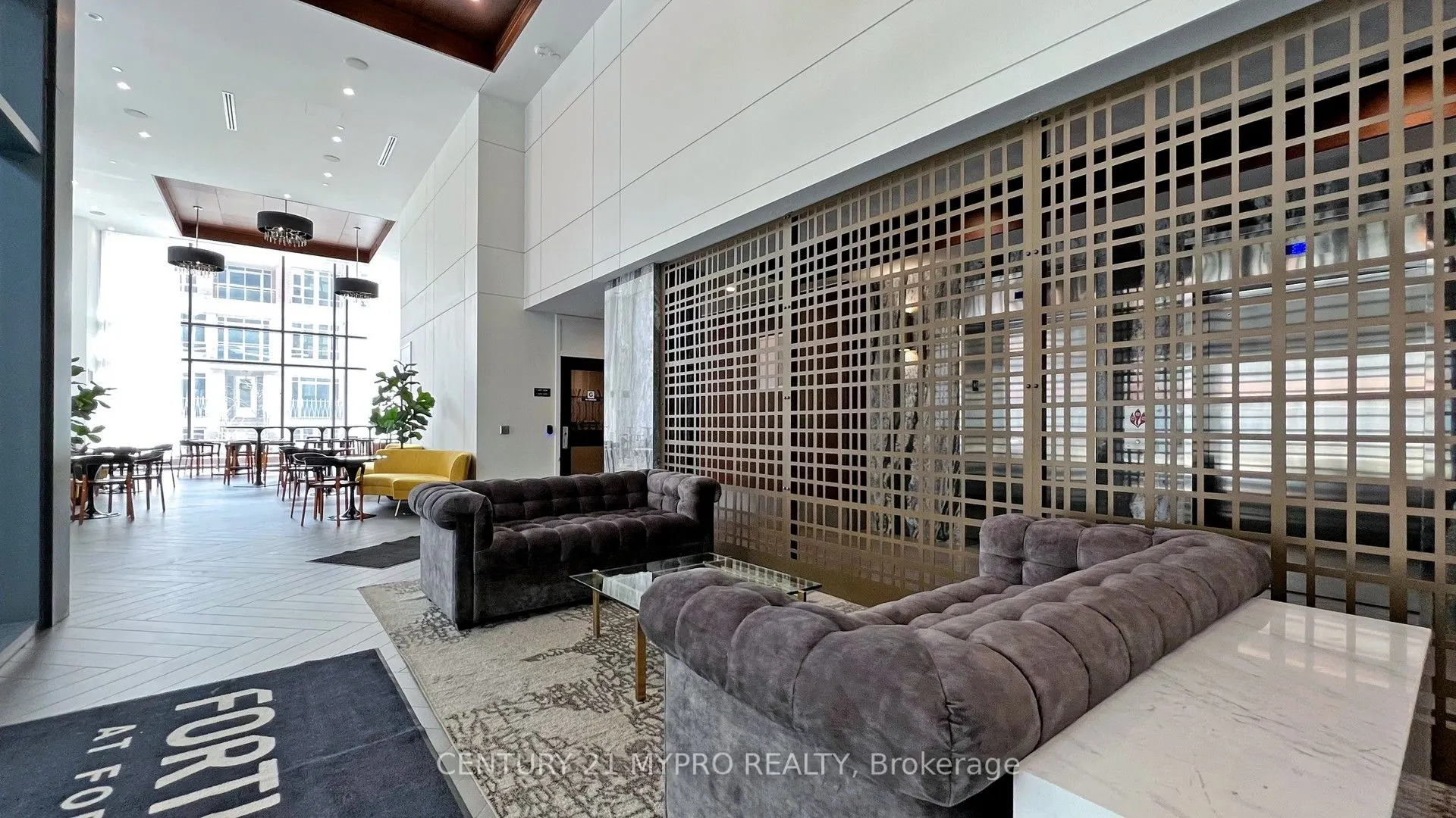 38 Iannuzzi Street, #2510
