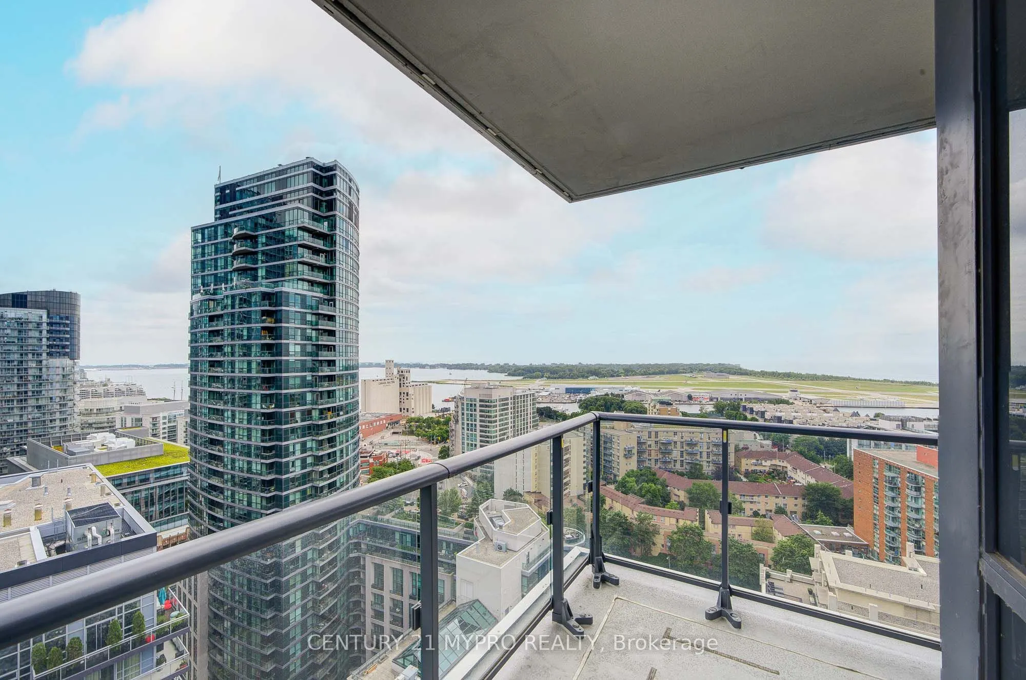 38 Iannuzzi Street, #2510