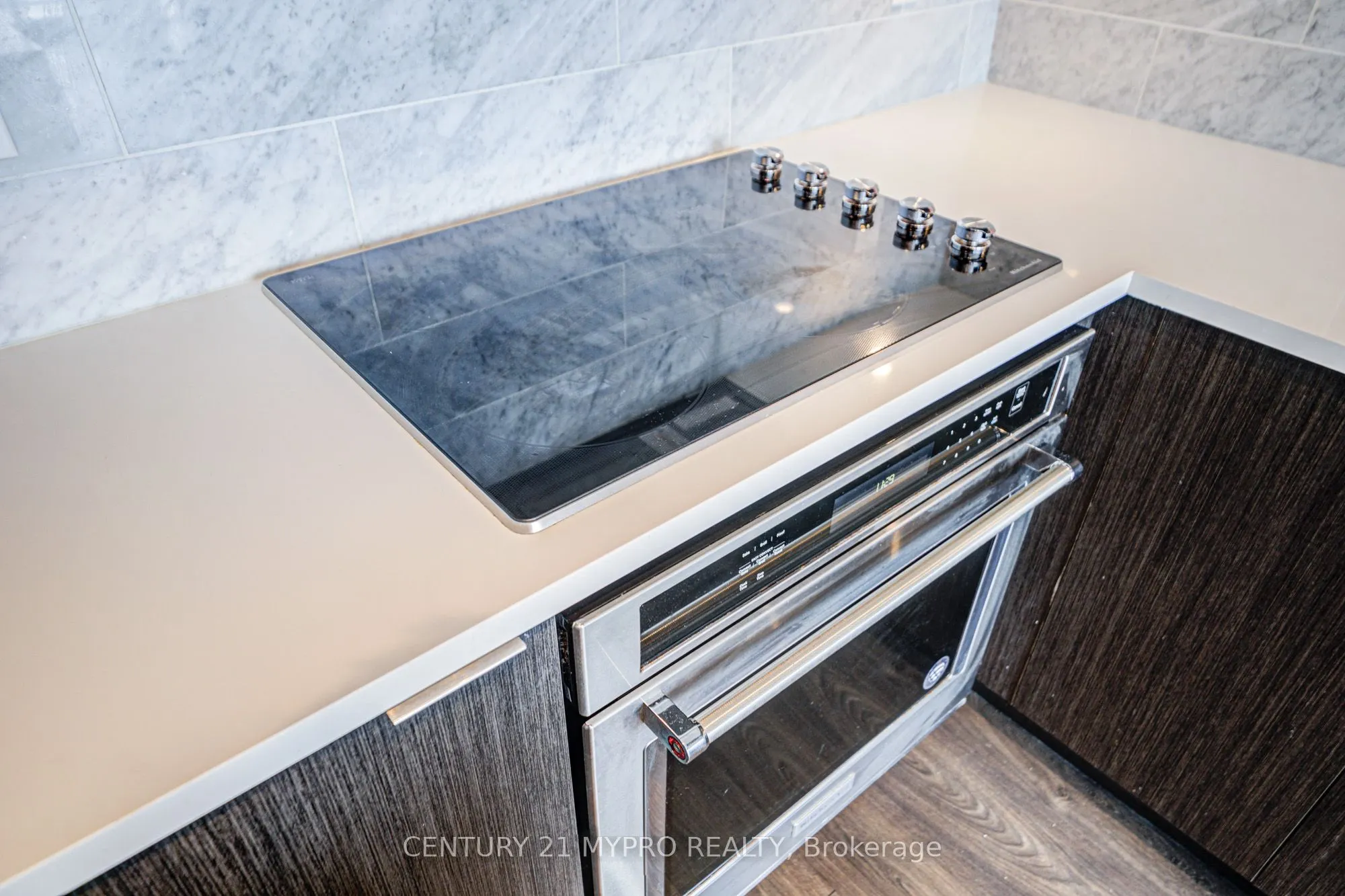 38 Iannuzzi Street, #2510