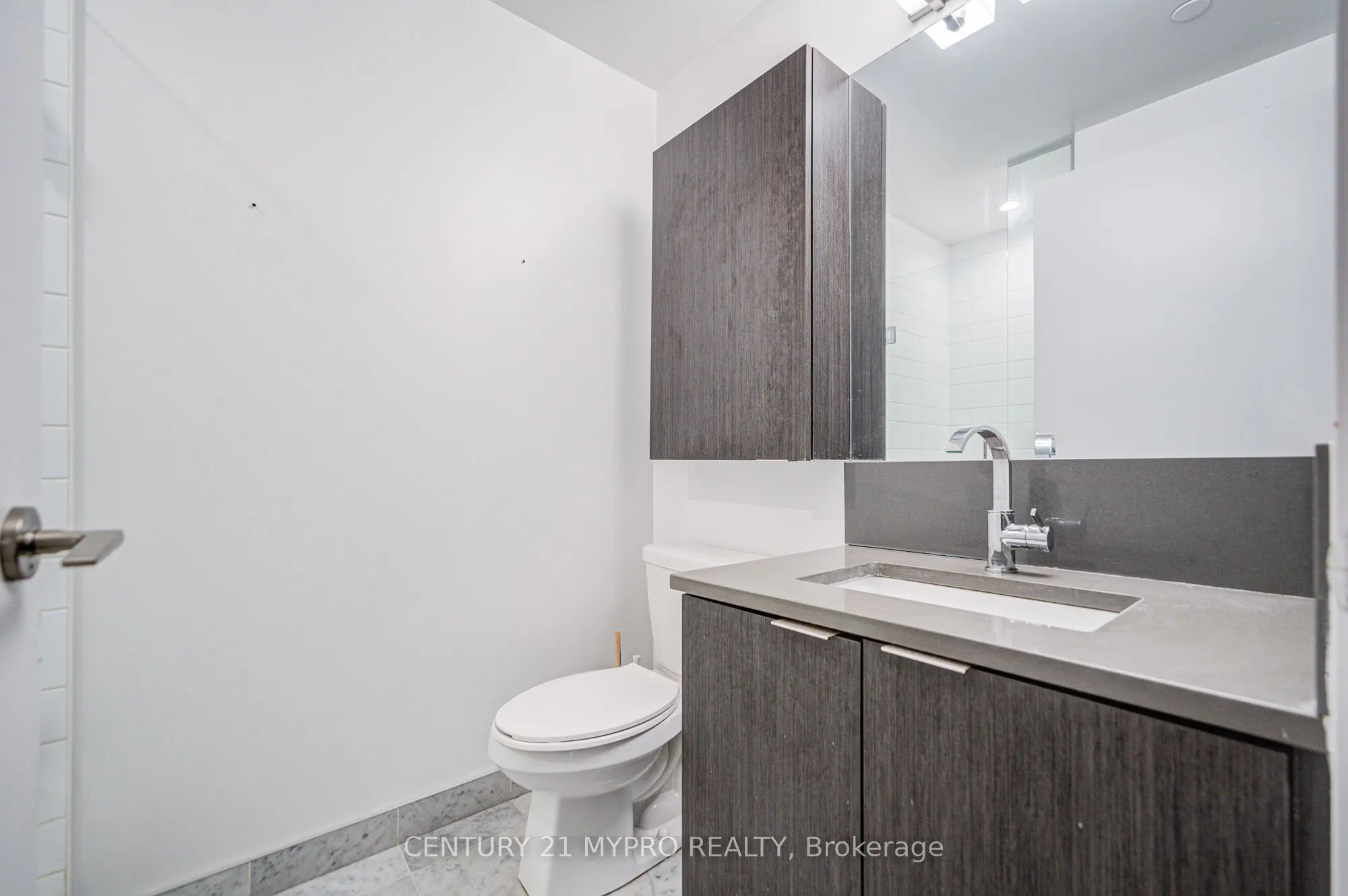 38 Iannuzzi Street, #2510