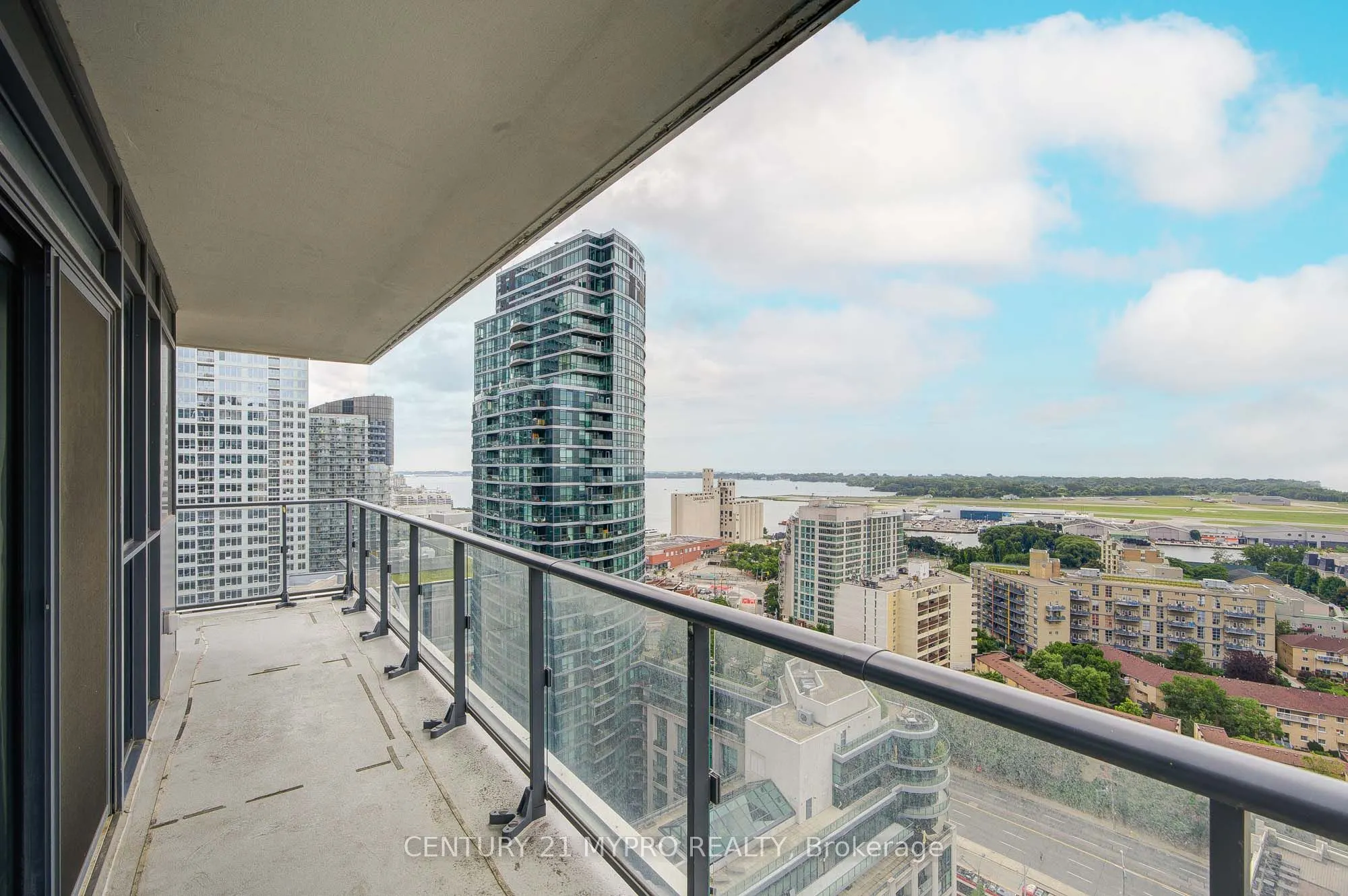 38 Iannuzzi Street, #2510