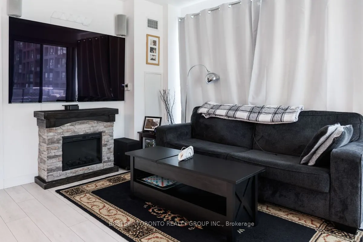 31 Tippett Road, #363