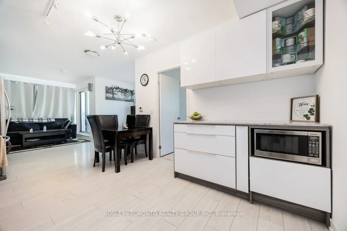 31 Tippett Road, #363