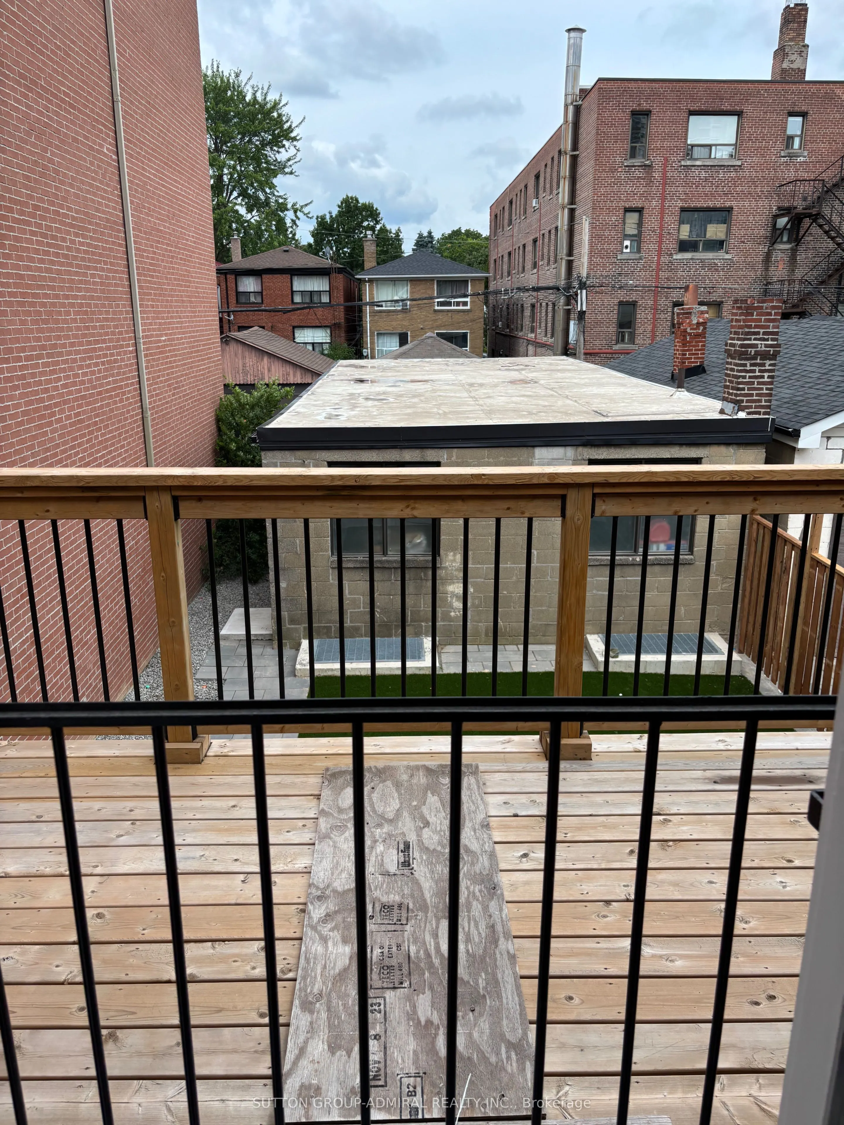 166 Vaughan Road