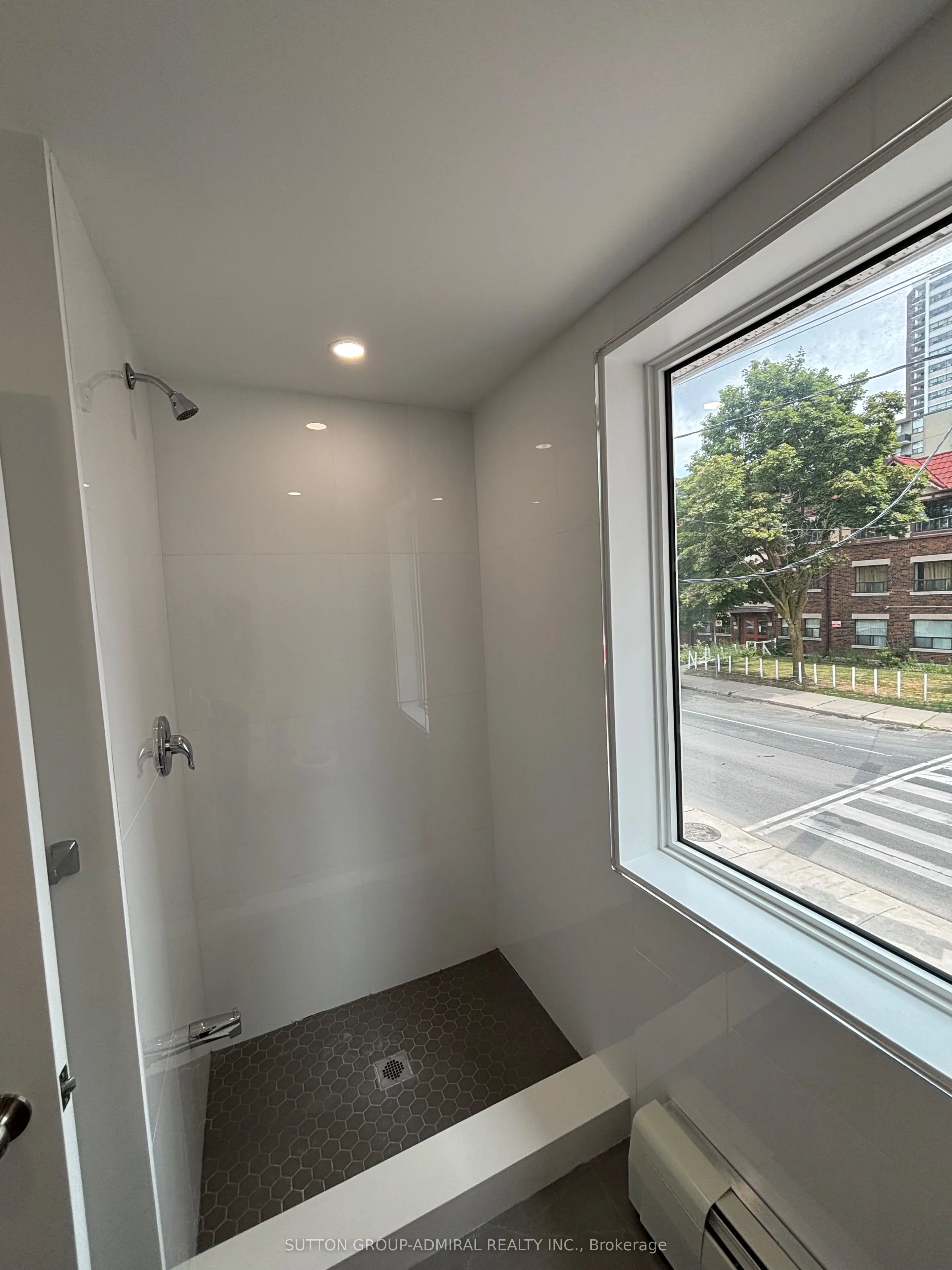 166 Vaughan Road