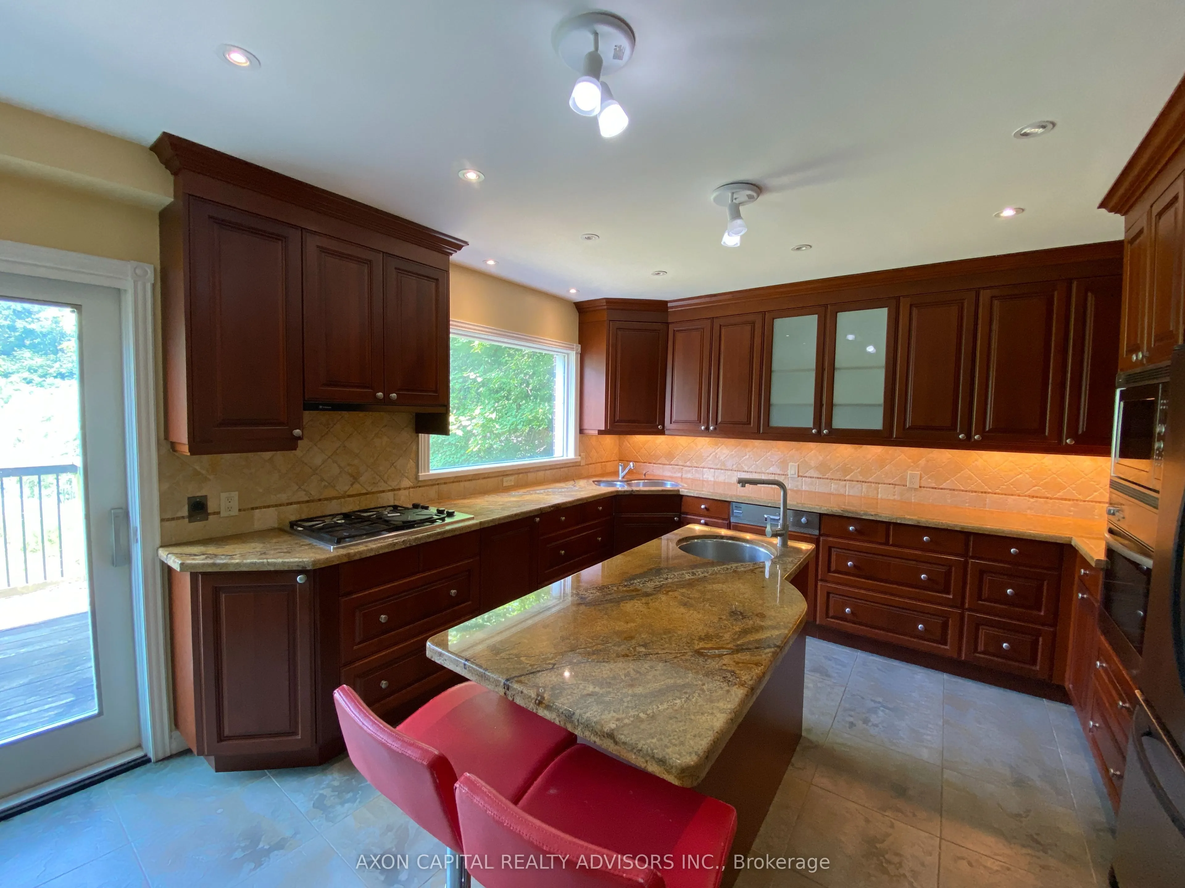 108 Old Colony Road