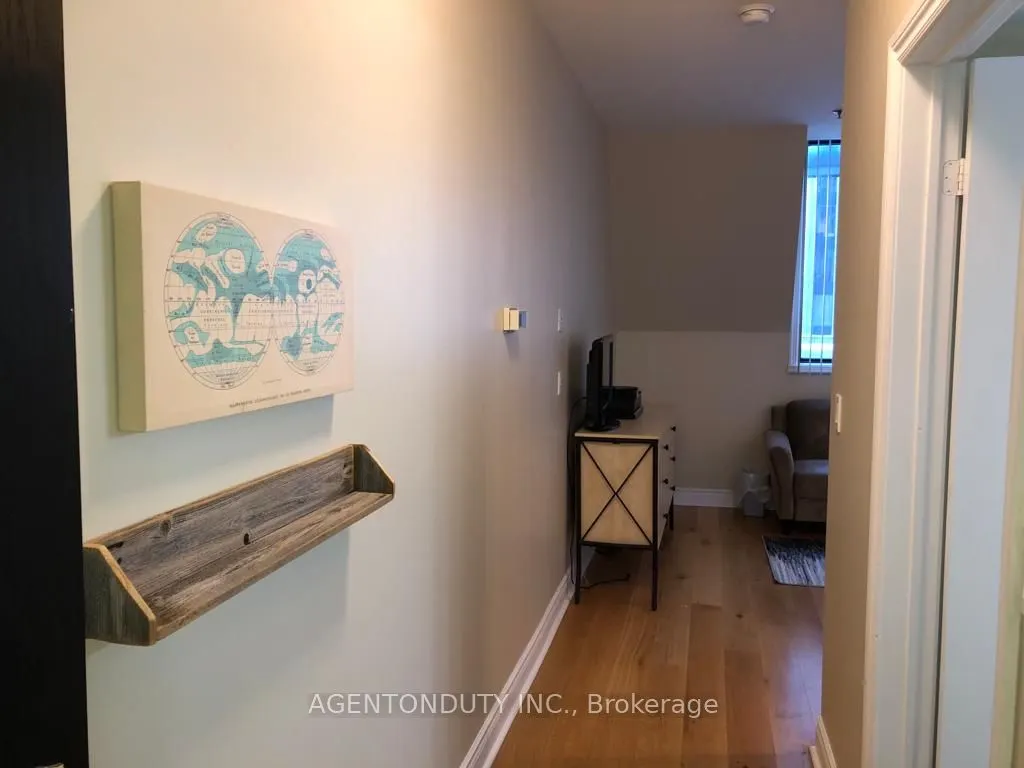 73 Richmond Street W, #407