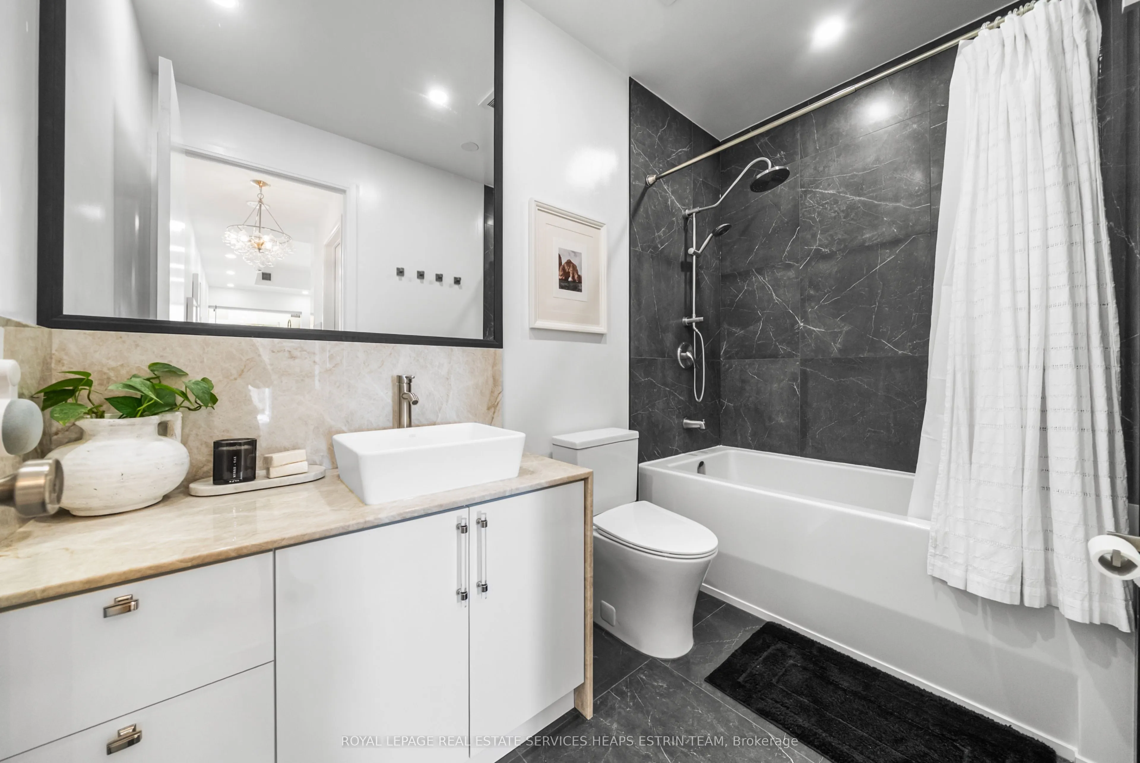 2181 Yonge Street, #409