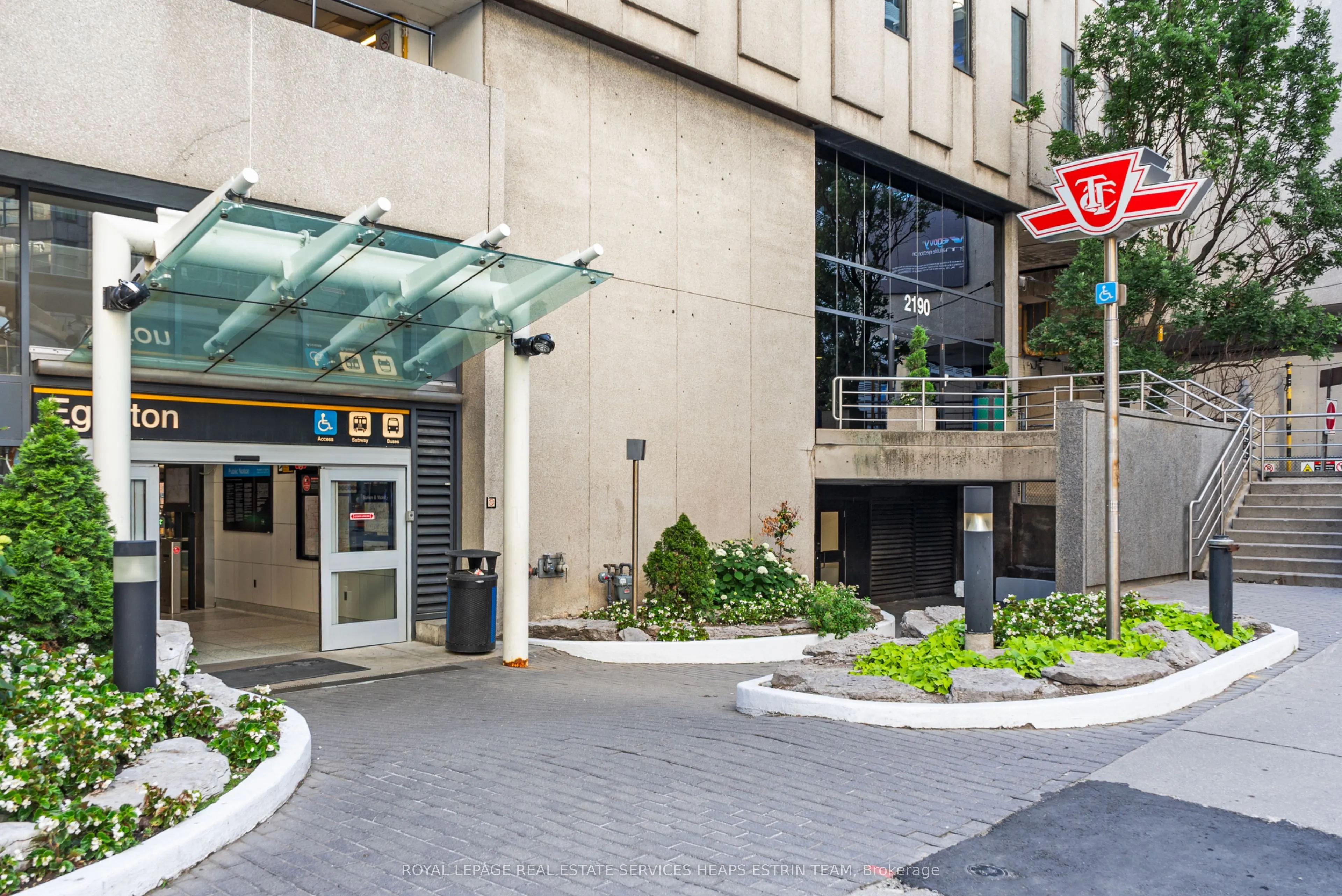 2181 Yonge Street, #409