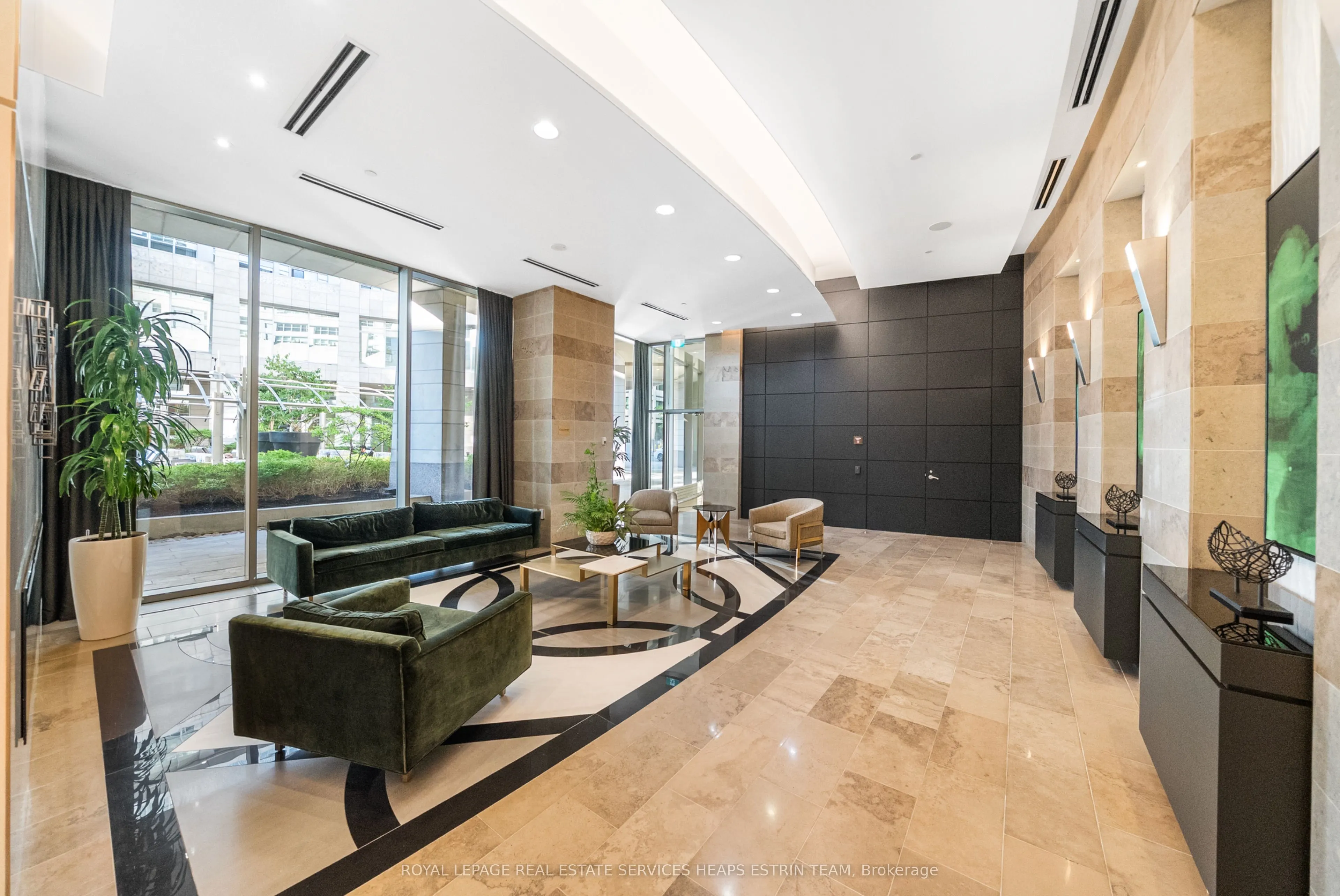 2181 Yonge Street, #409