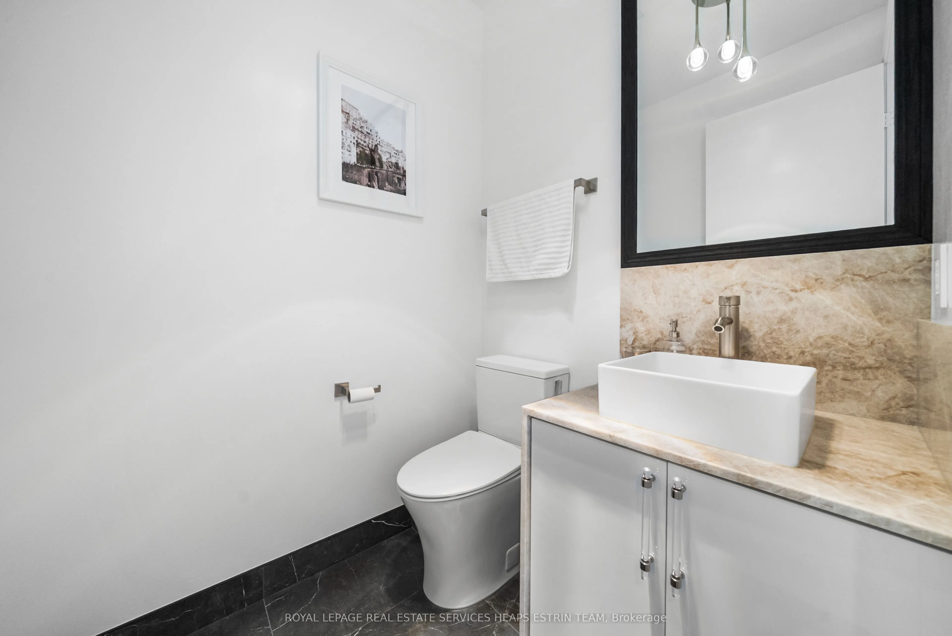 2181 Yonge Street, #409
