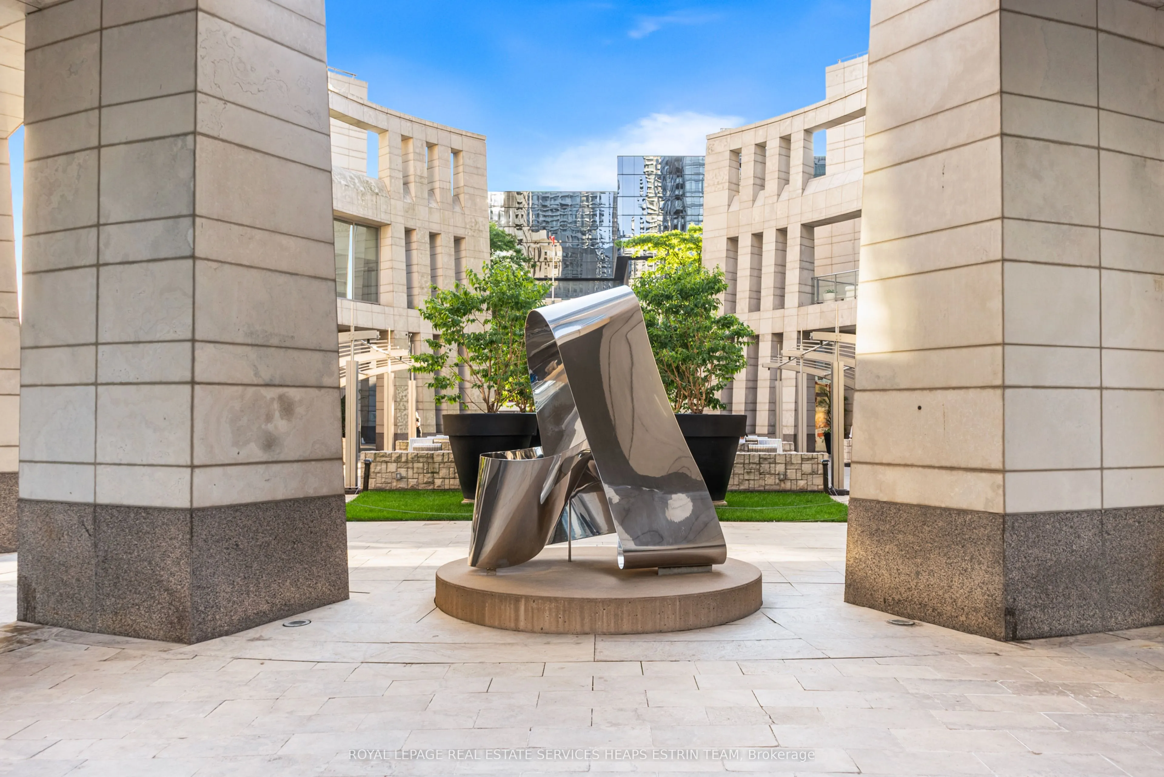 2181 Yonge Street, #409