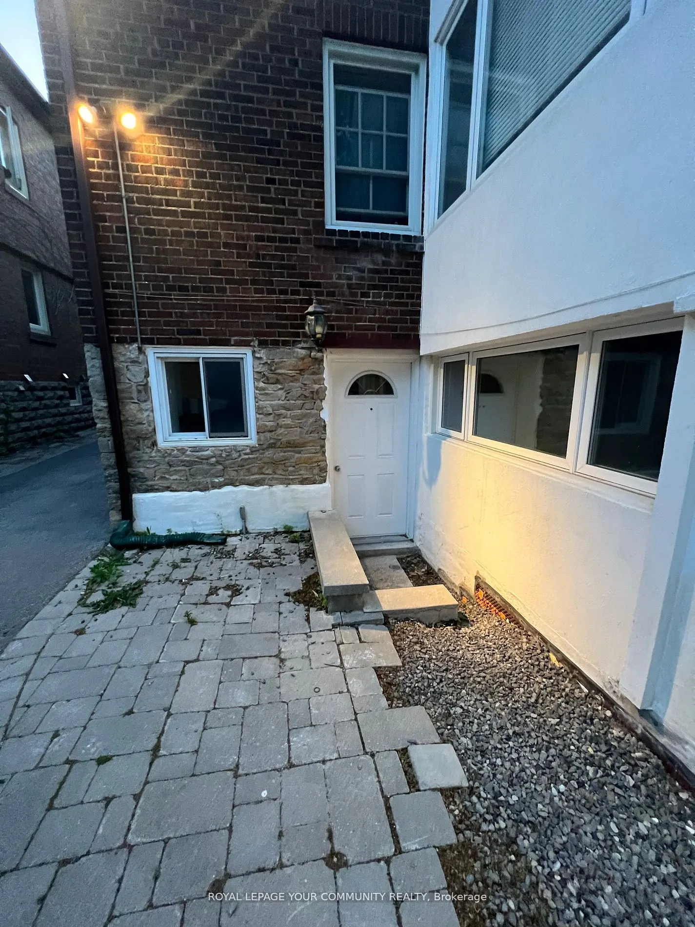 179 St Clair Avenue E, #Rear